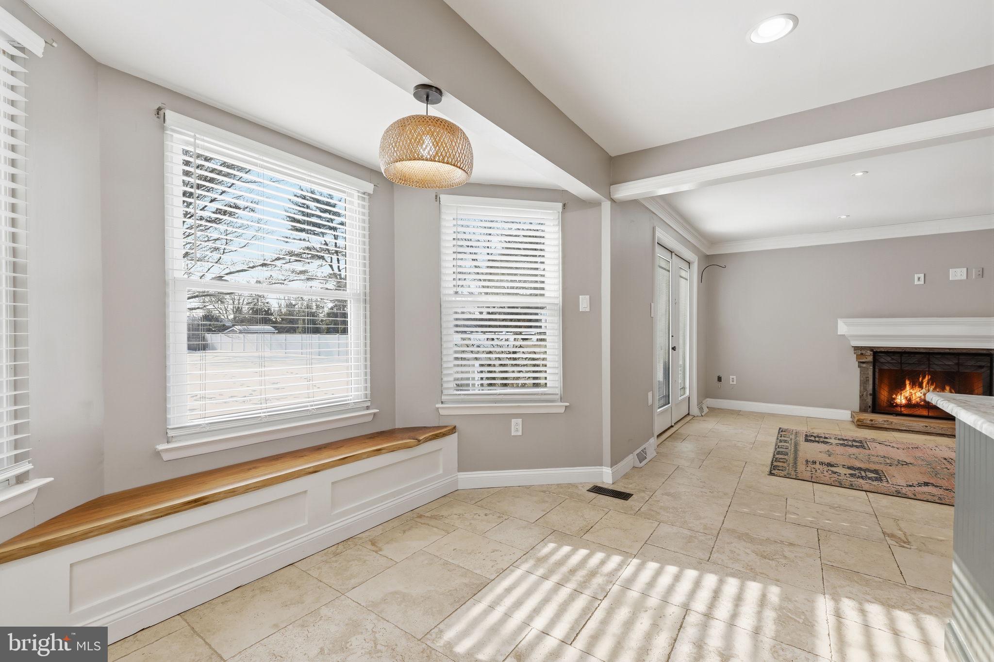 SWAN POINTE - Residential