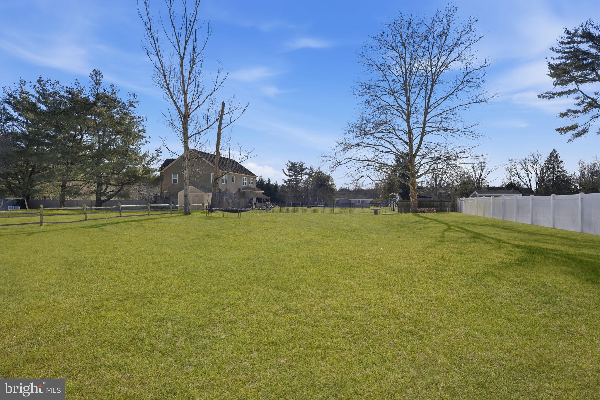 SWAN POINTE - Residential