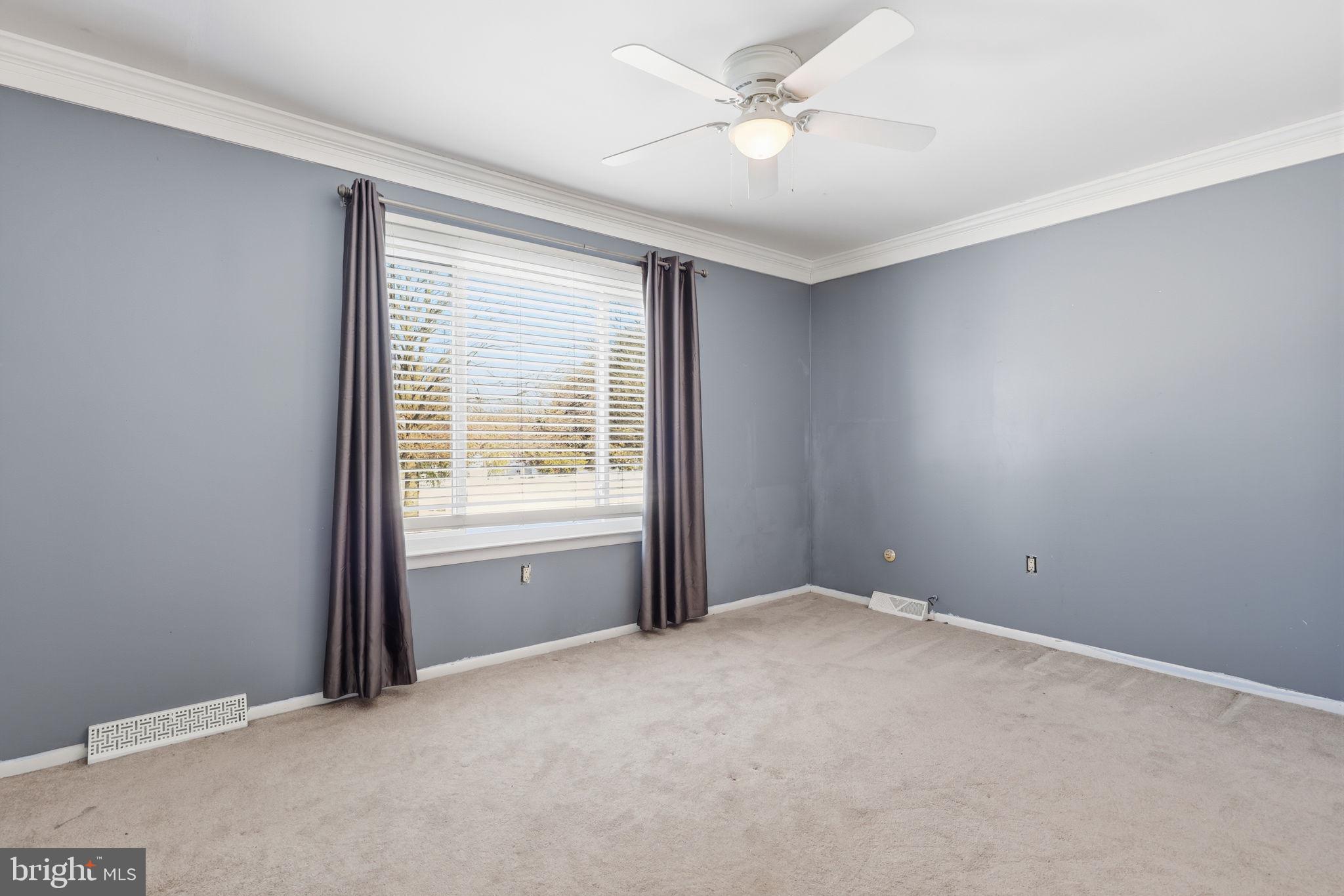 SWAN POINTE - Residential