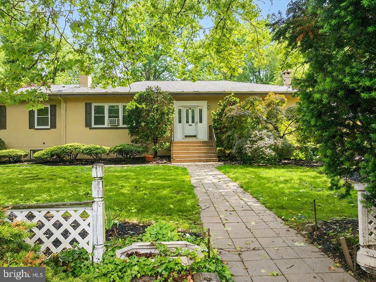 4 ORCHARD AVENUE
