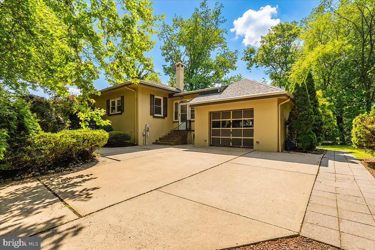 4 ORCHARD AVENUE