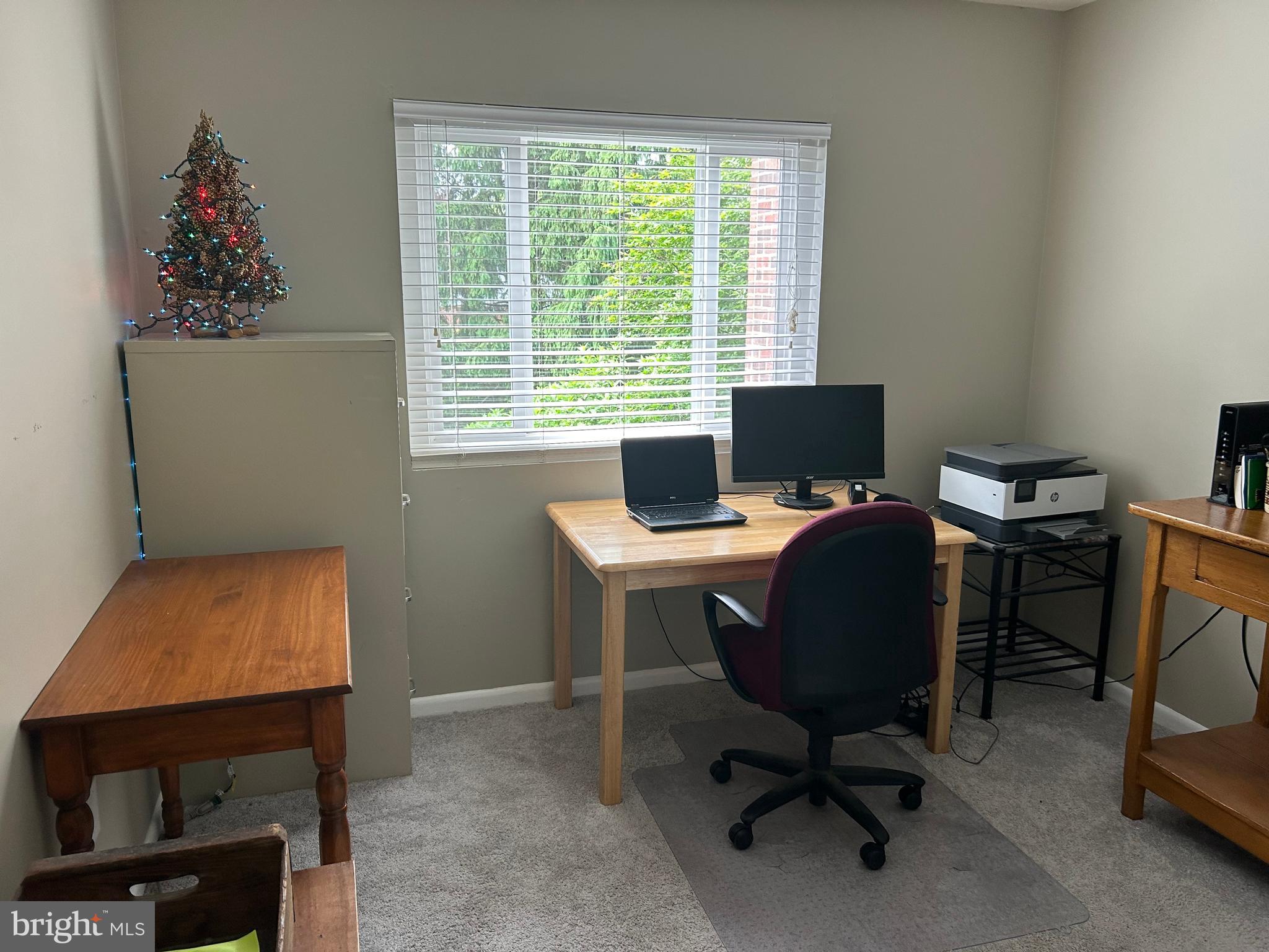 LONG MEADOWS - Residential