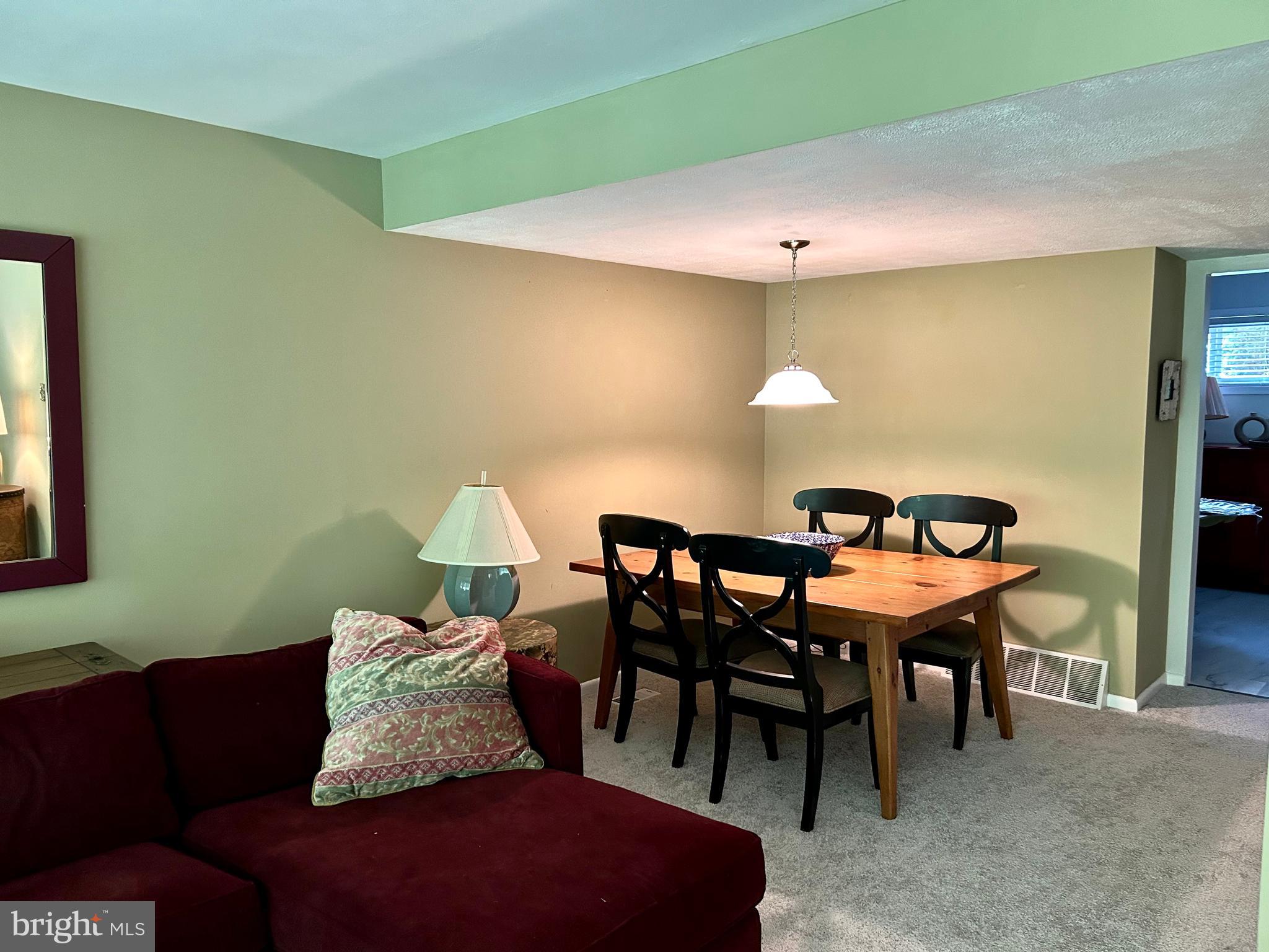 LONG MEADOWS - Residential