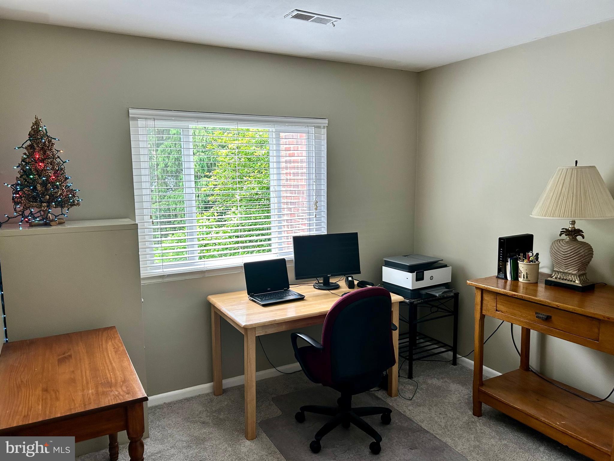 LONG MEADOWS - Residential