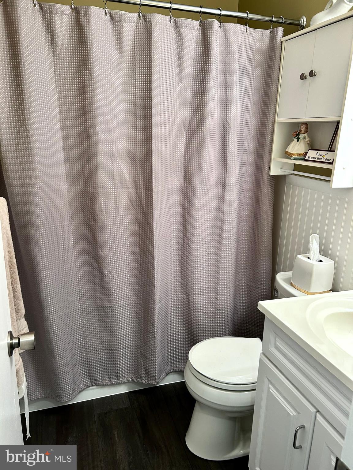 LONG MEADOWS - Residential