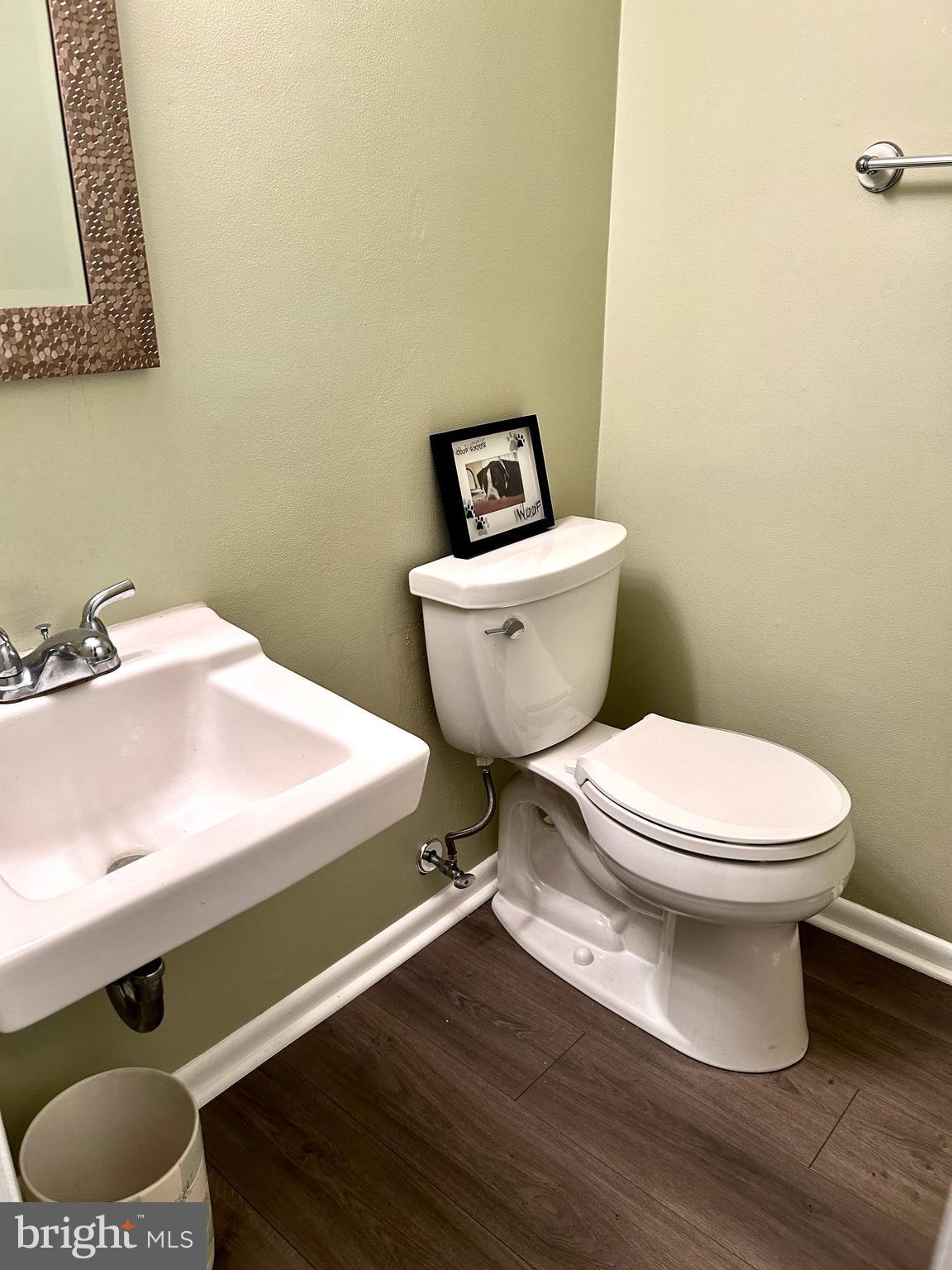 LONG MEADOWS - Residential