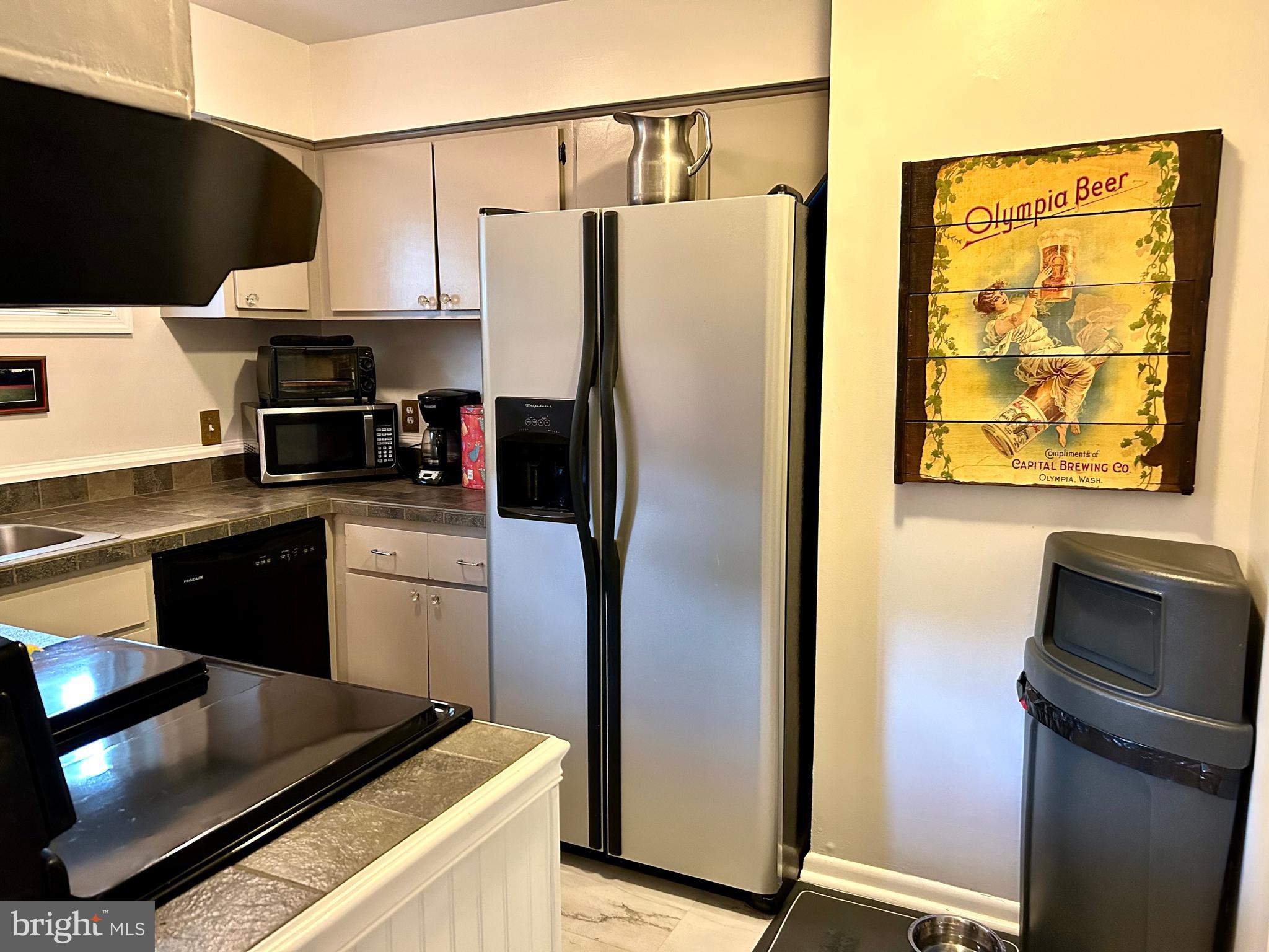 LONG MEADOWS - Residential