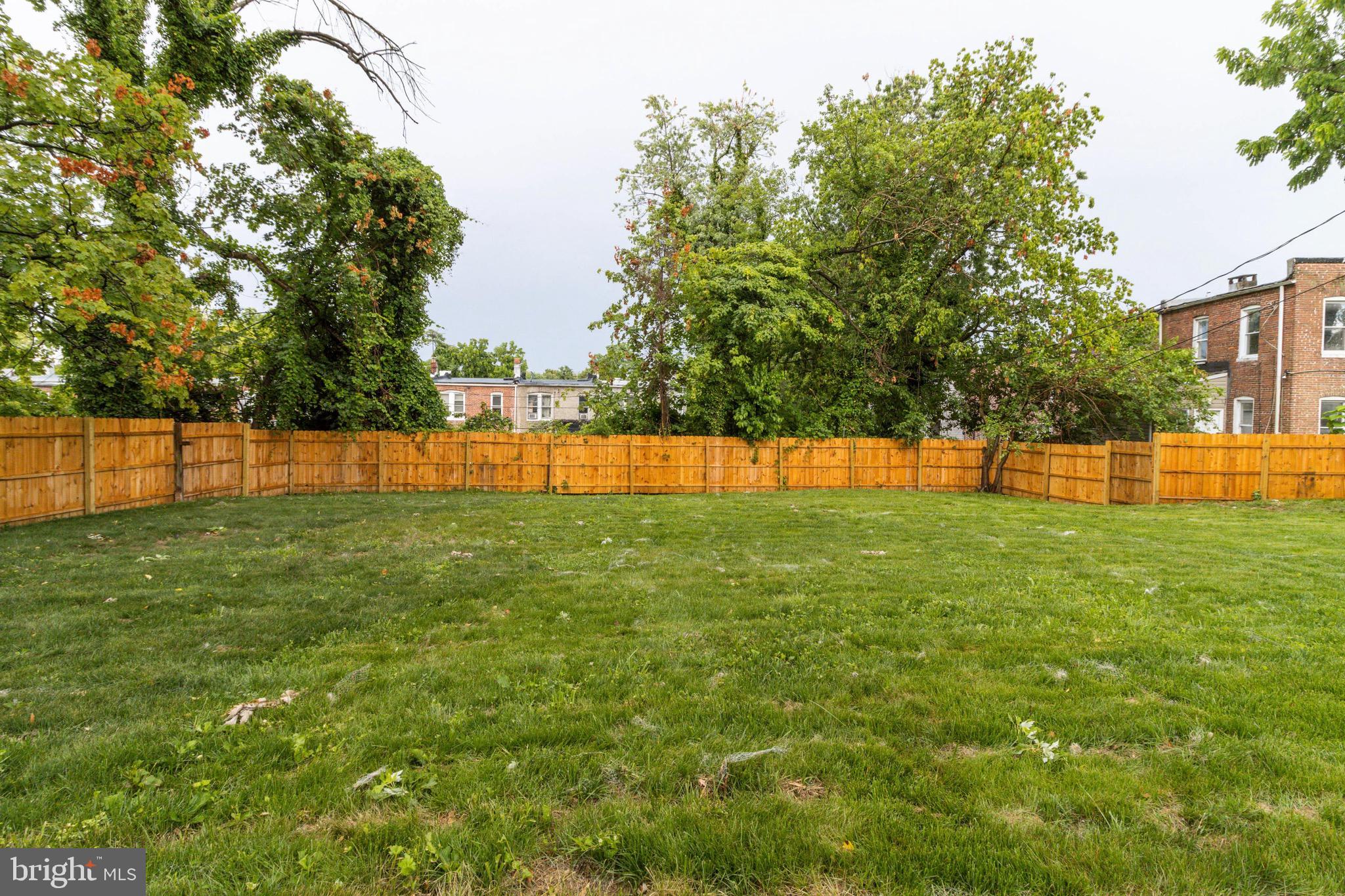 PEN LUCY - Residential