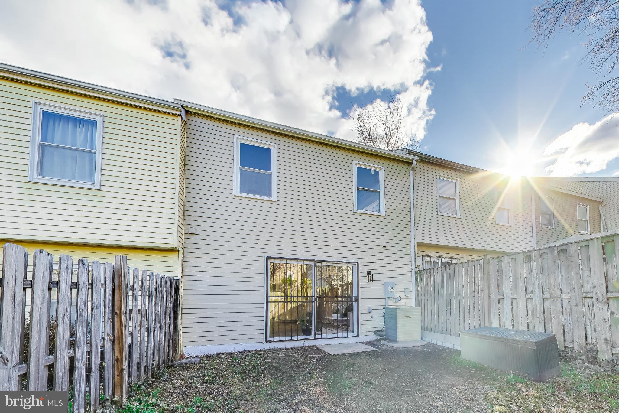 HILLCREST TOWNE - Residential