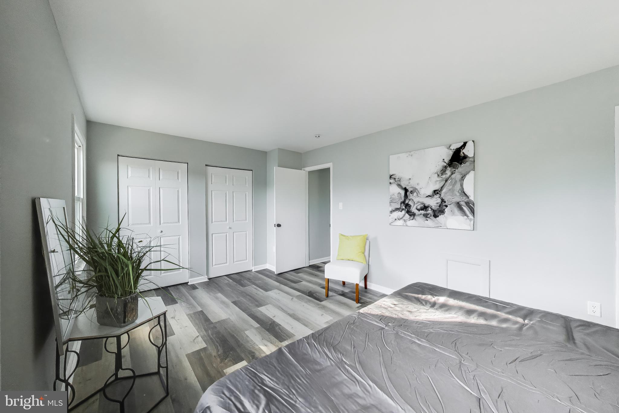 HILLCREST TOWNE - Residential