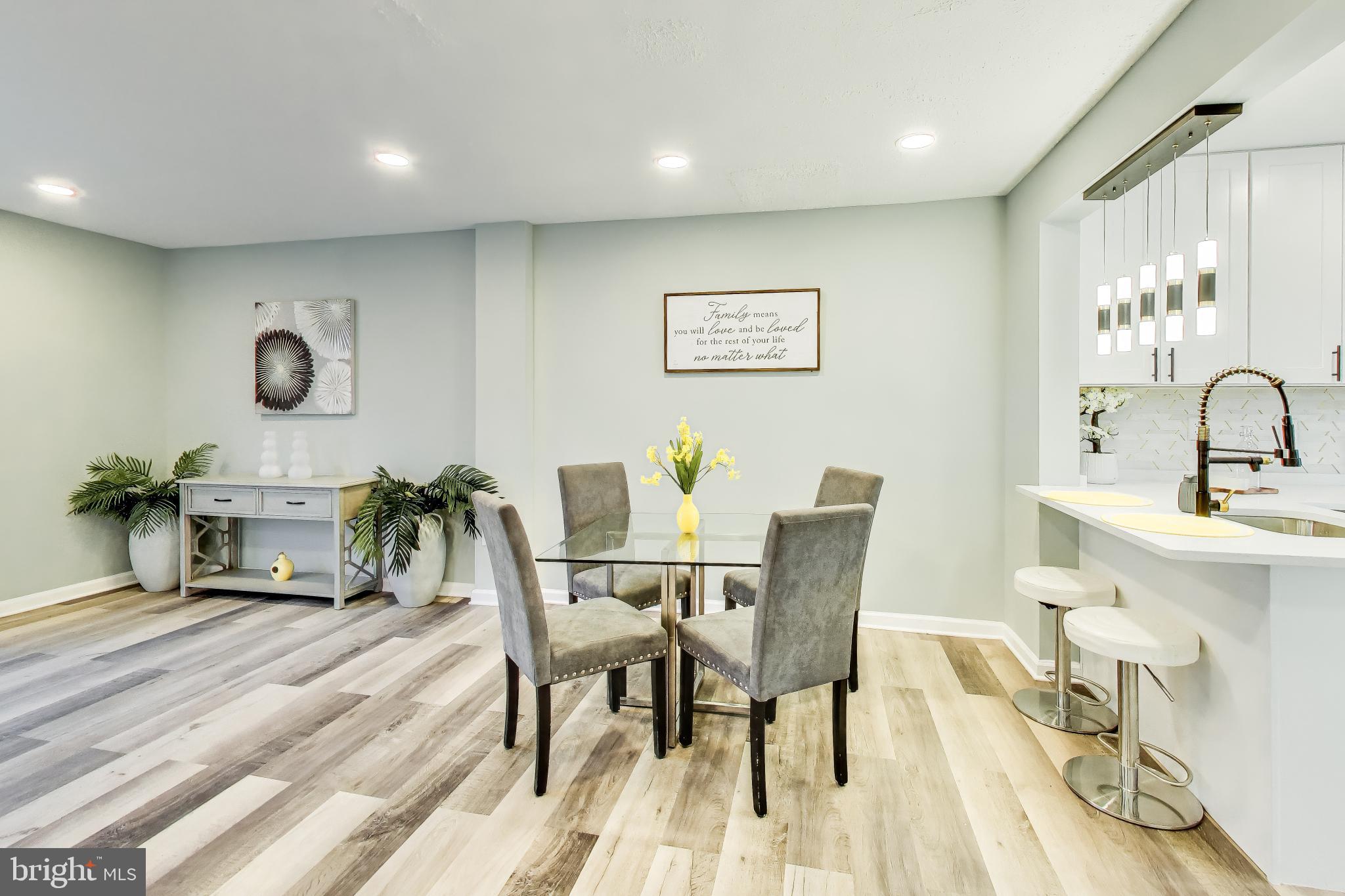 HILLCREST TOWNE - Residential