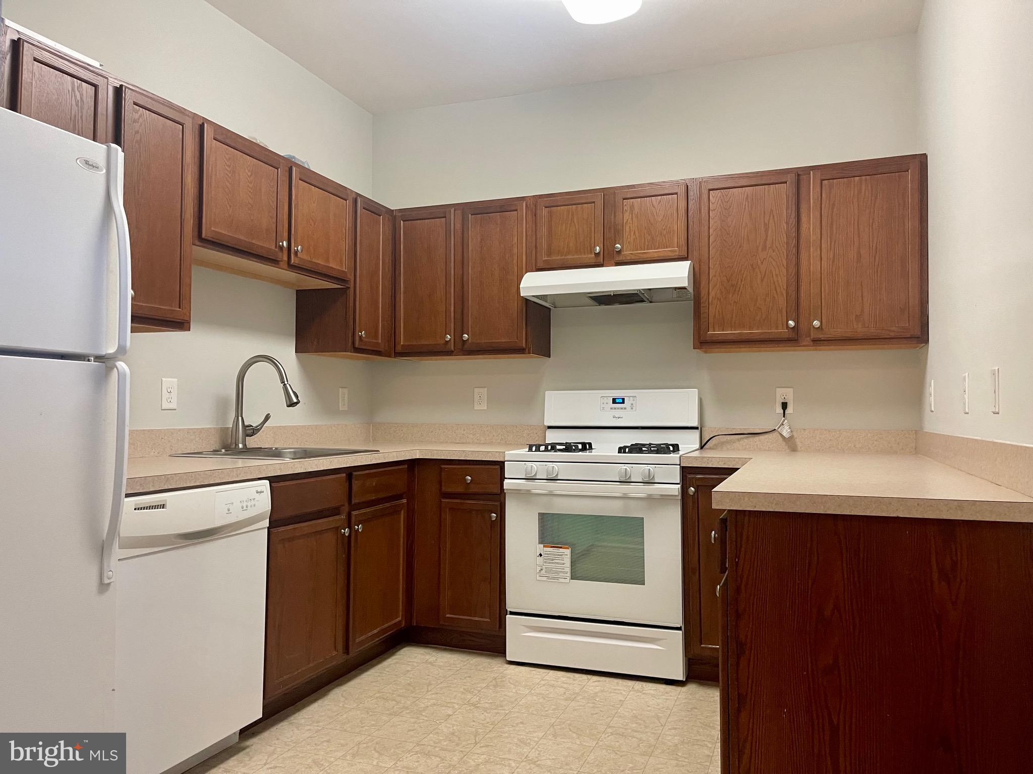 632 TIMBERLAKE DRIVE