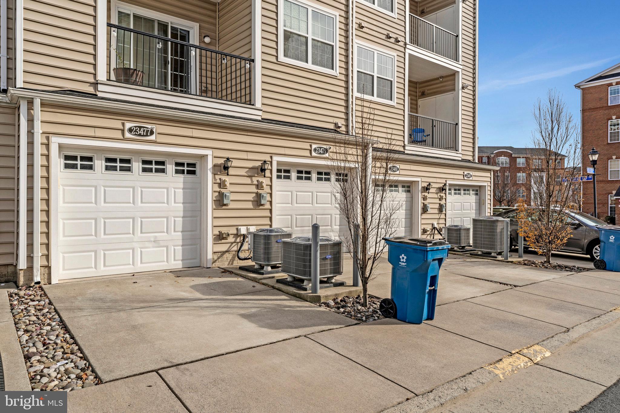 BUCKINGHAM AT LOUDOUN VALLEY - Residential