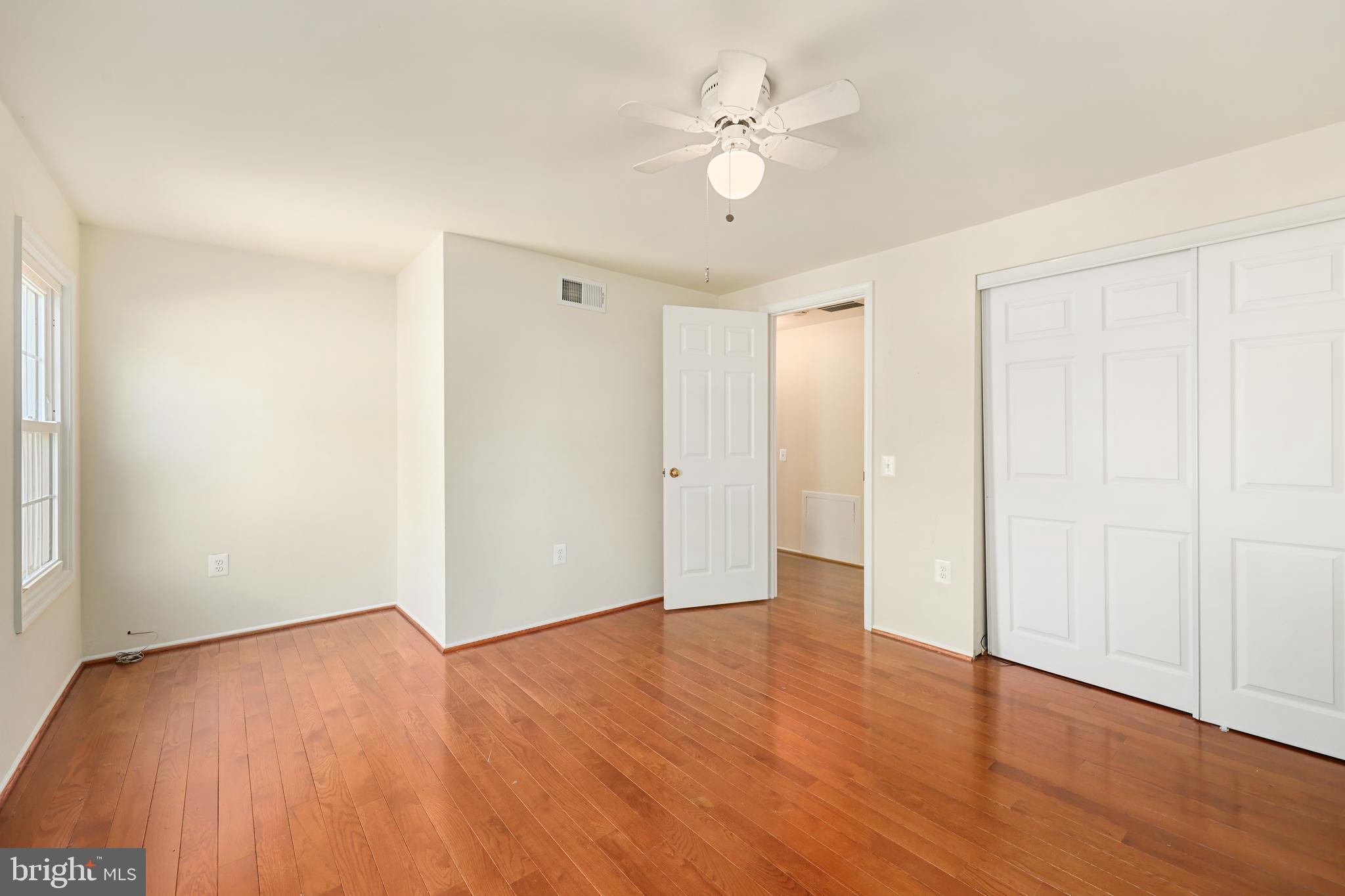 BURKE CENTRE - Residential