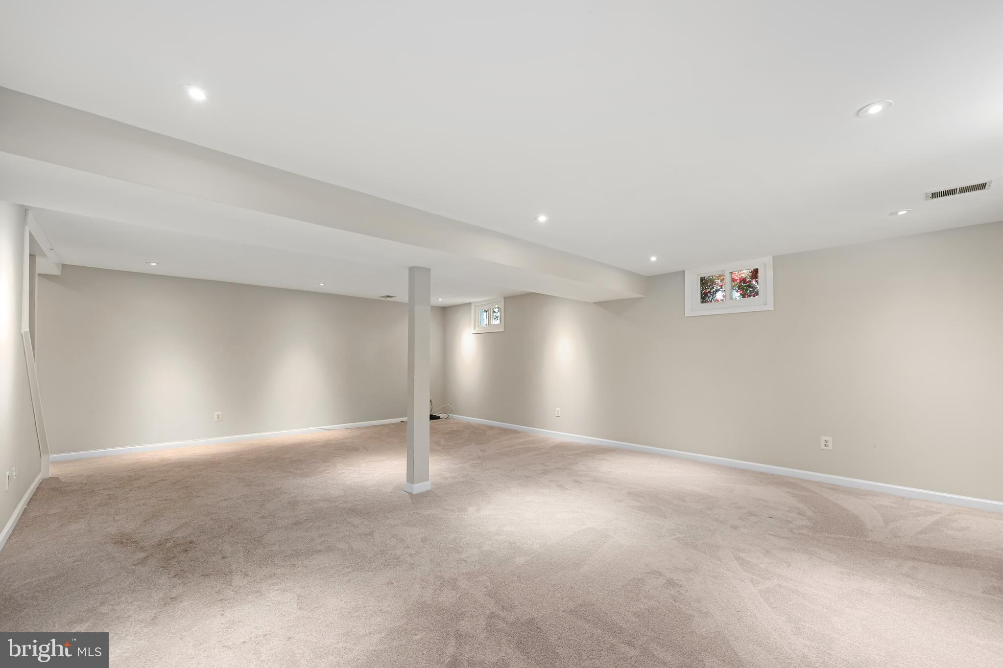 BURKE CENTRE - Residential