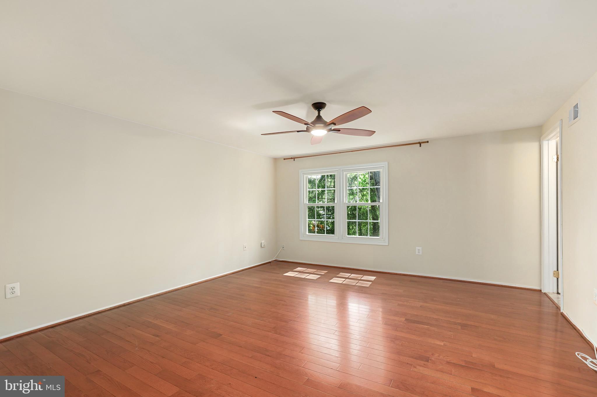 BURKE CENTRE - Residential