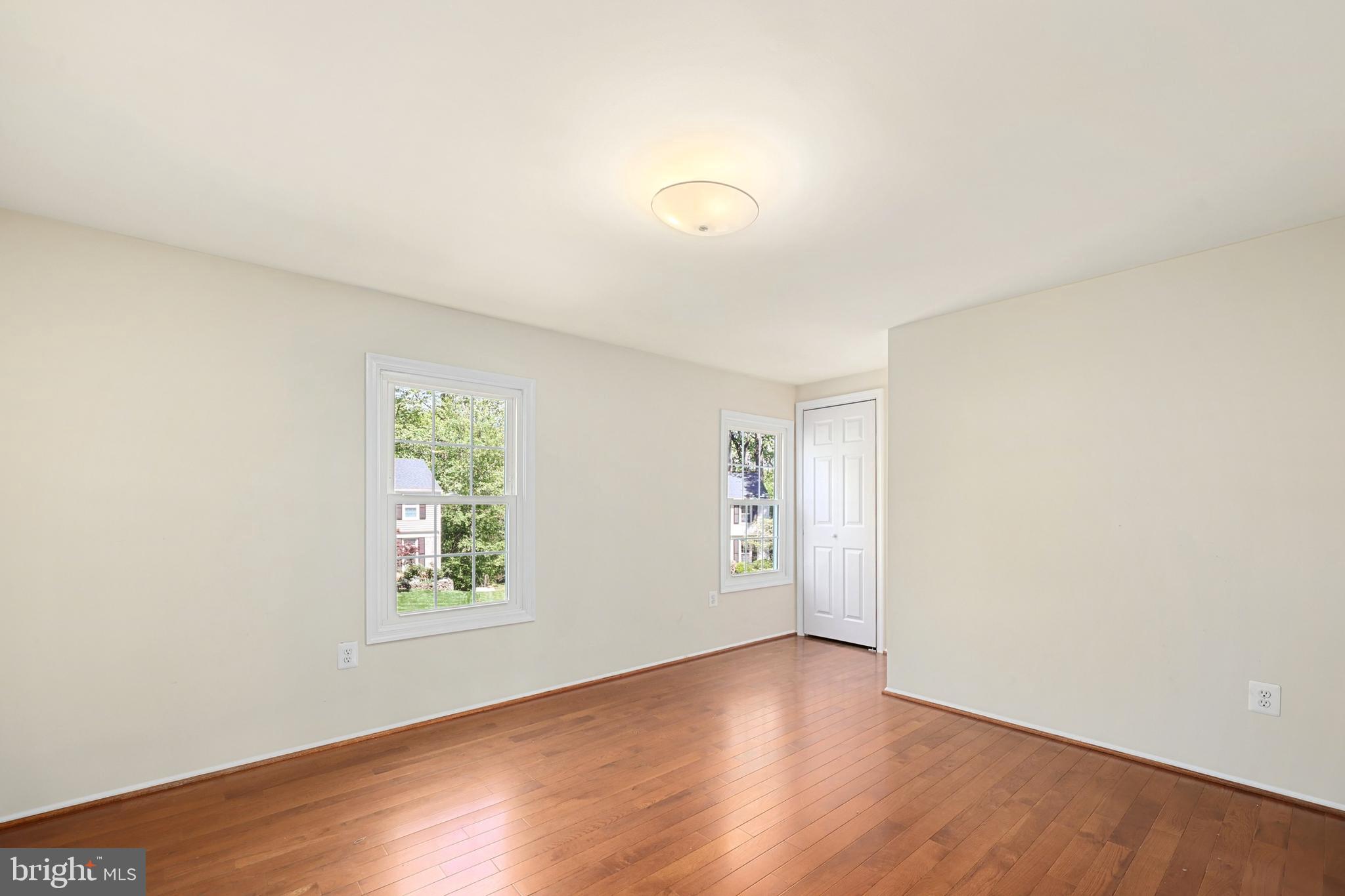 BURKE CENTRE - Residential