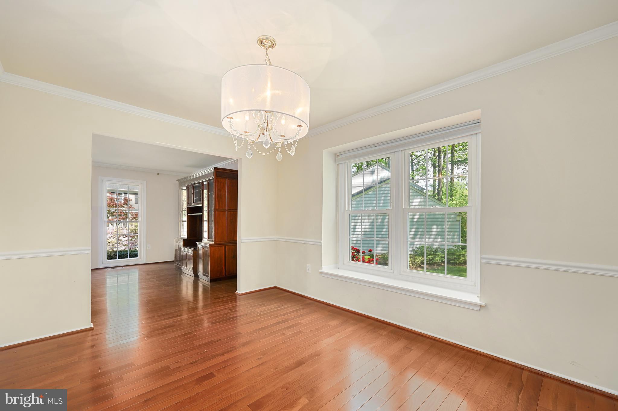 BURKE CENTRE - Residential