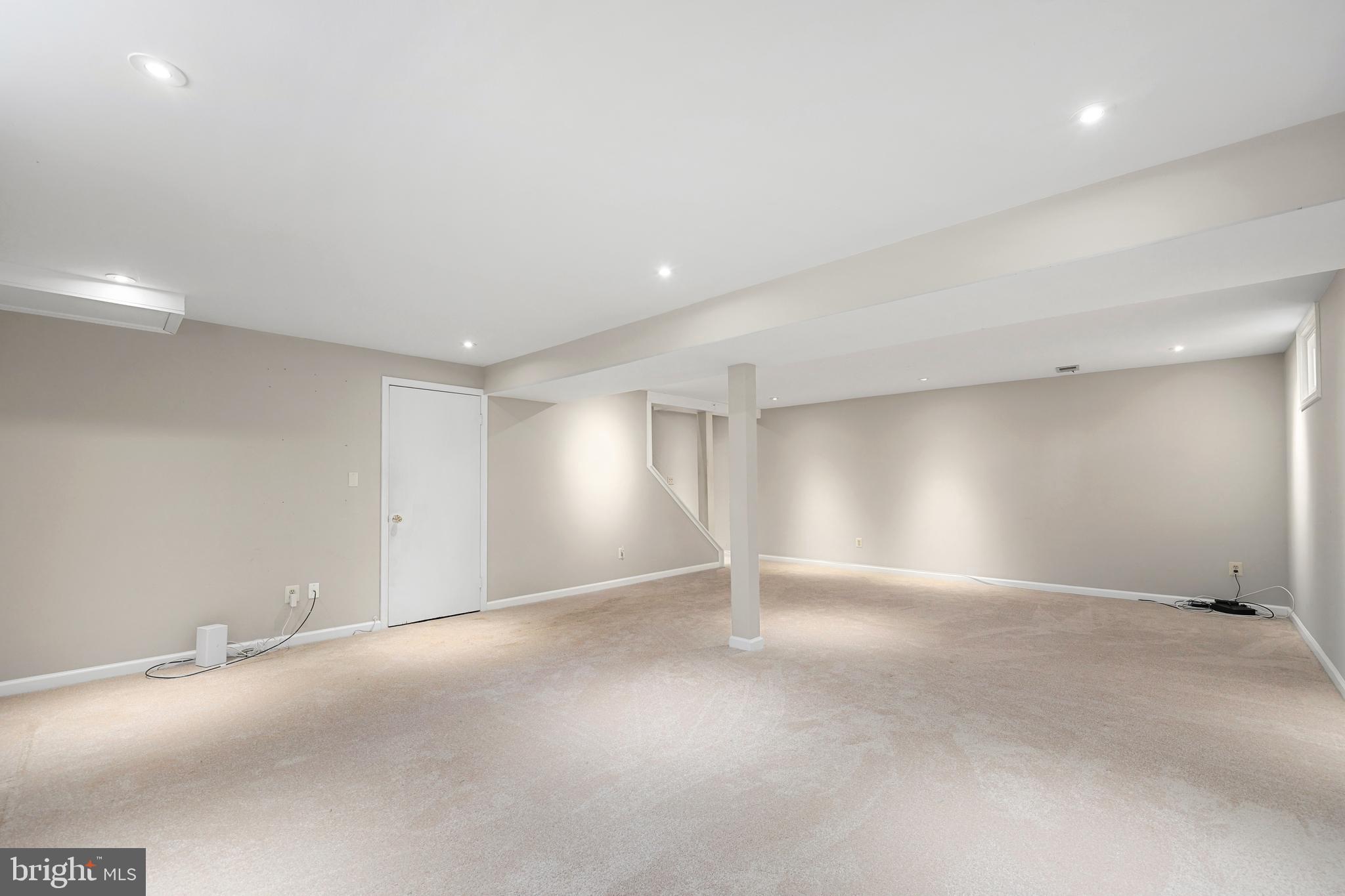 BURKE CENTRE - Residential