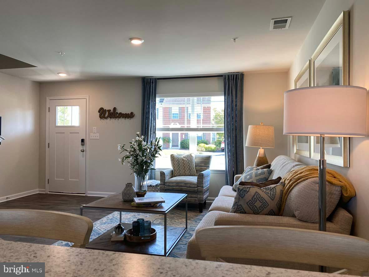 BLACKWATER LANDING - Residential