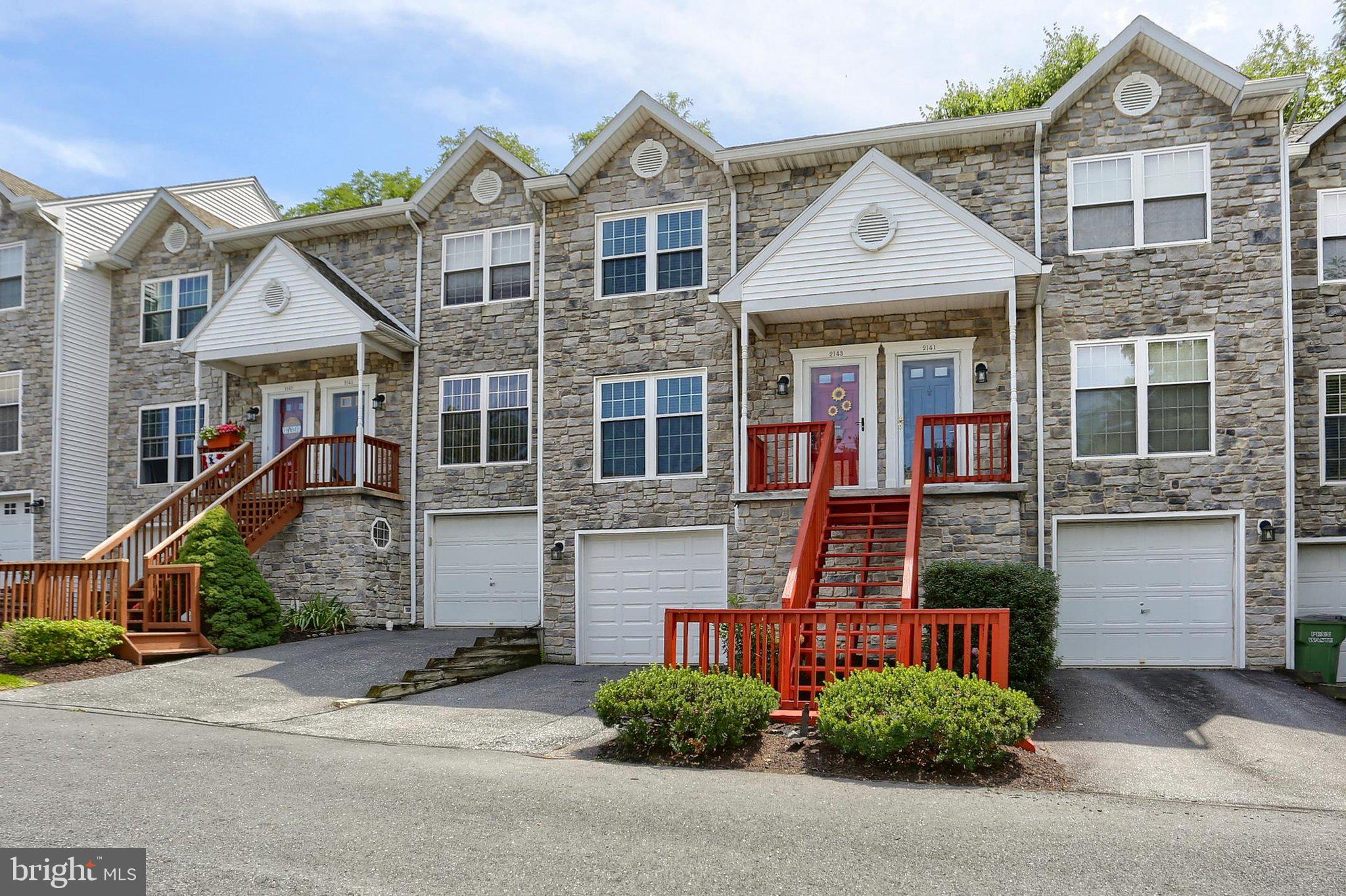 2143 SAINT CLAIR COURT