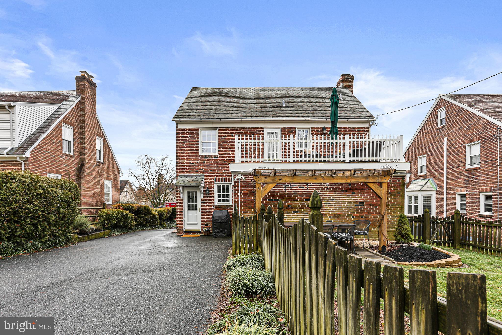 STONELEIGH - Residential