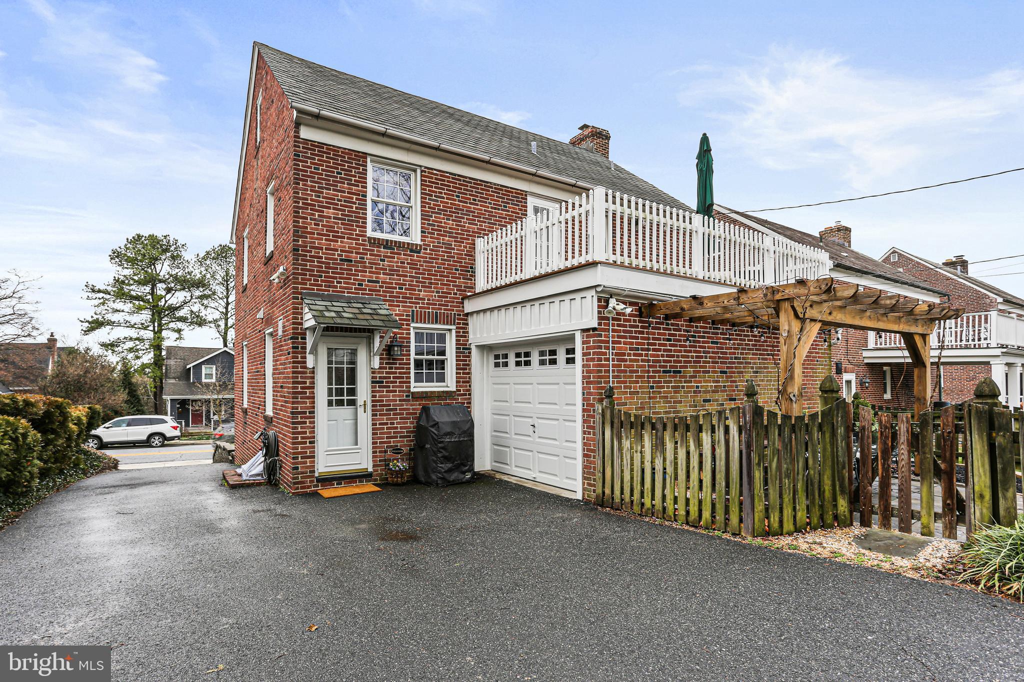 STONELEIGH - Residential