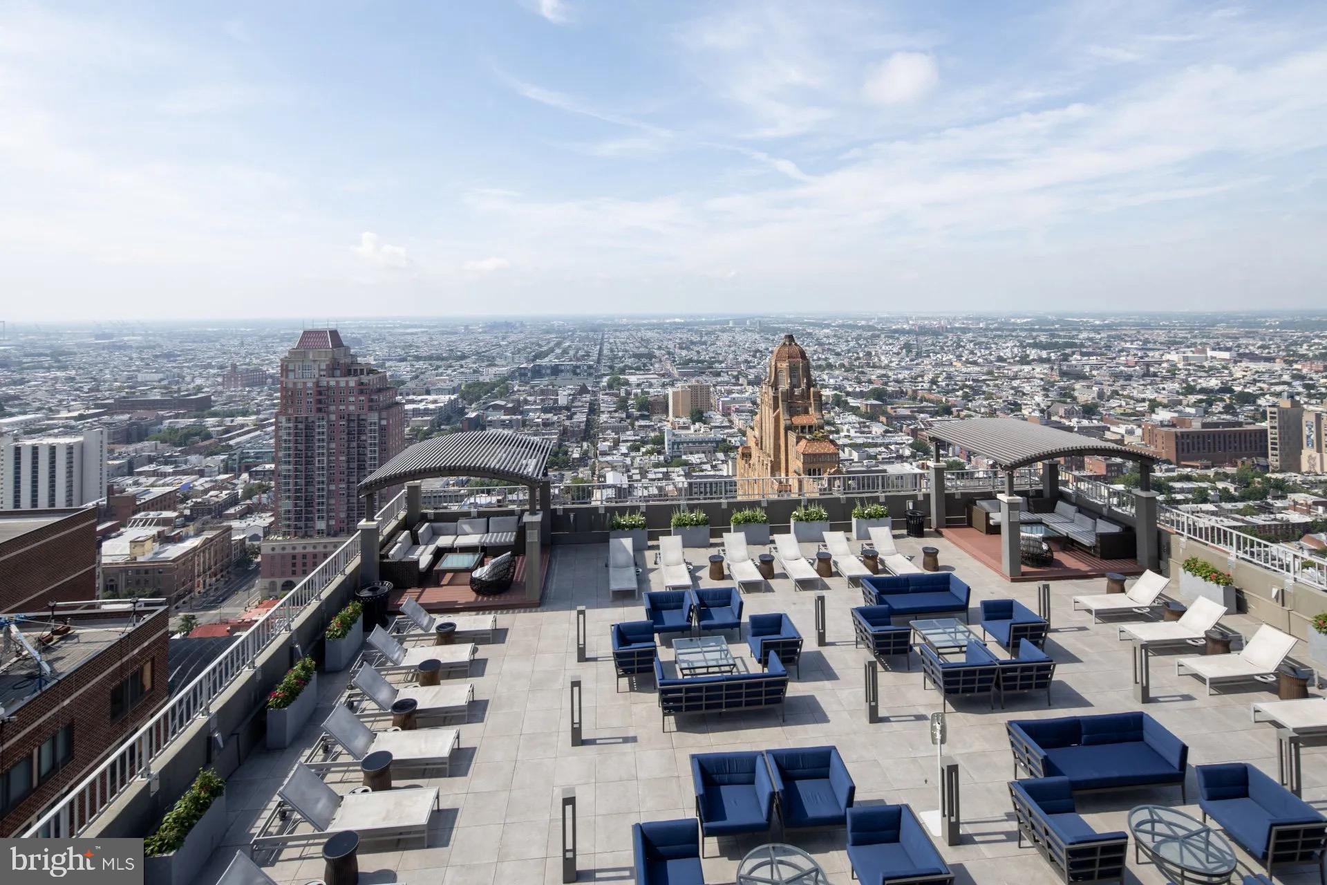 CENTER CITY - Residential Lease