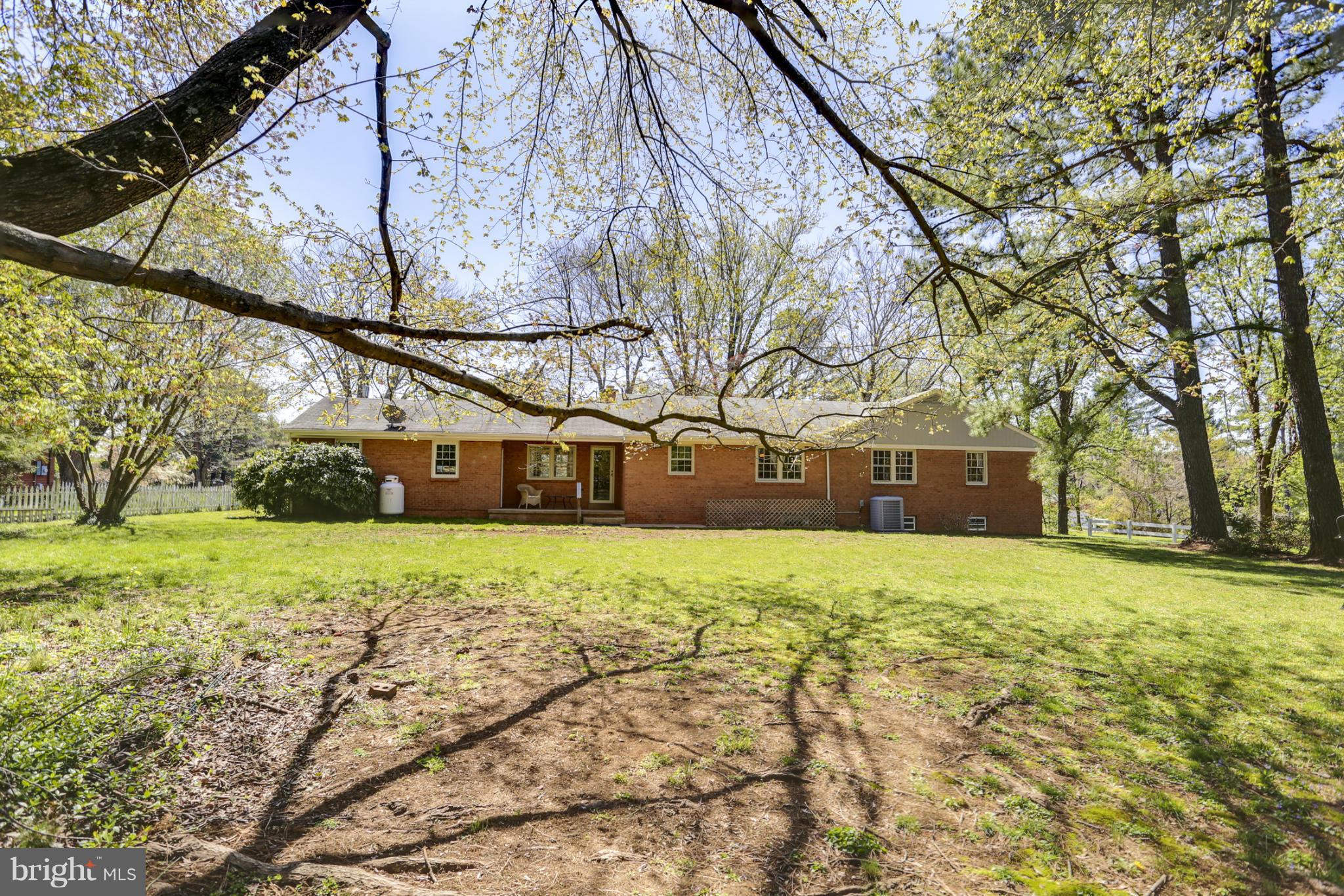 WARRENTON LAKES - Residential