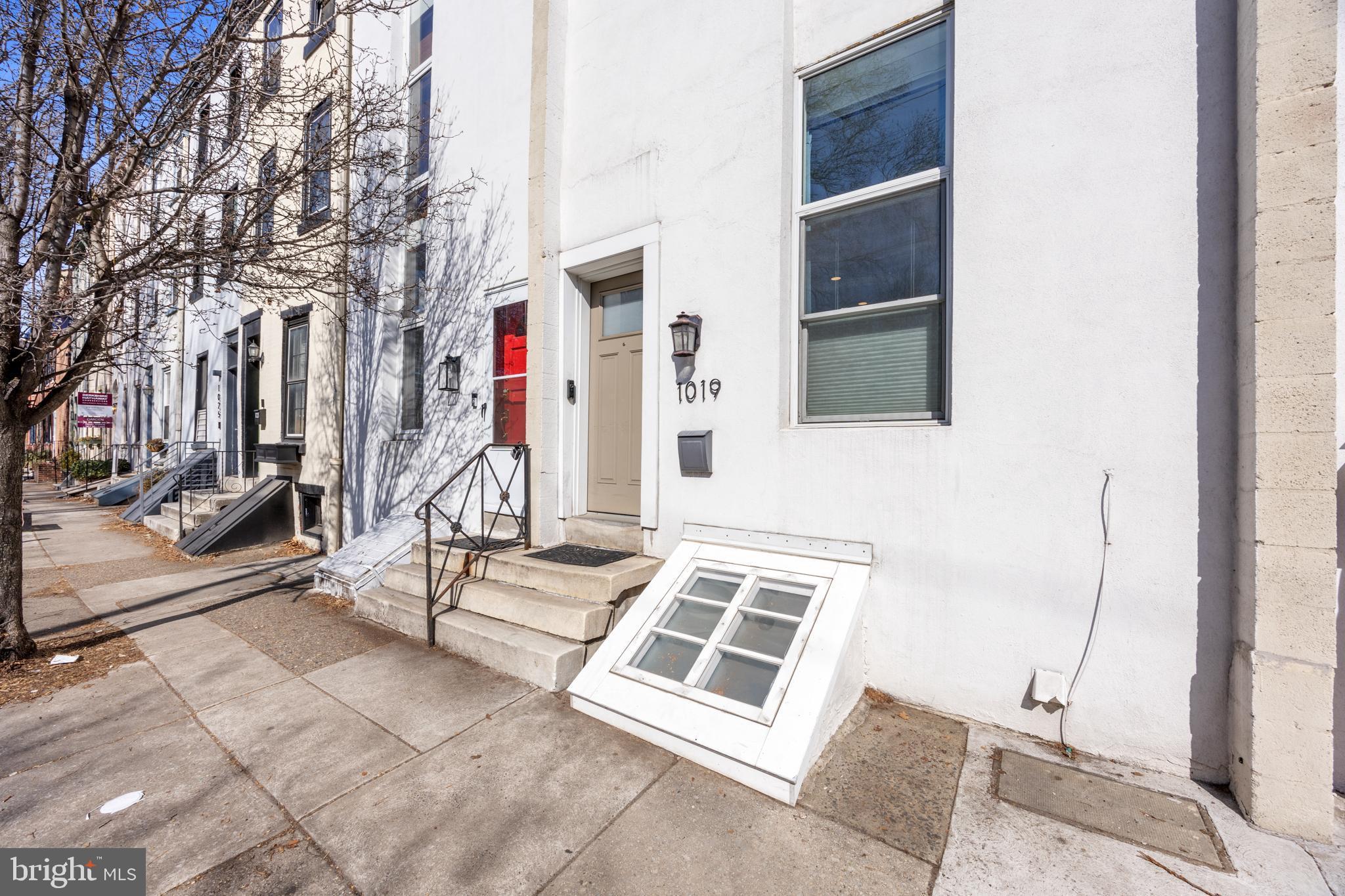 1019 LOMBARD STREET