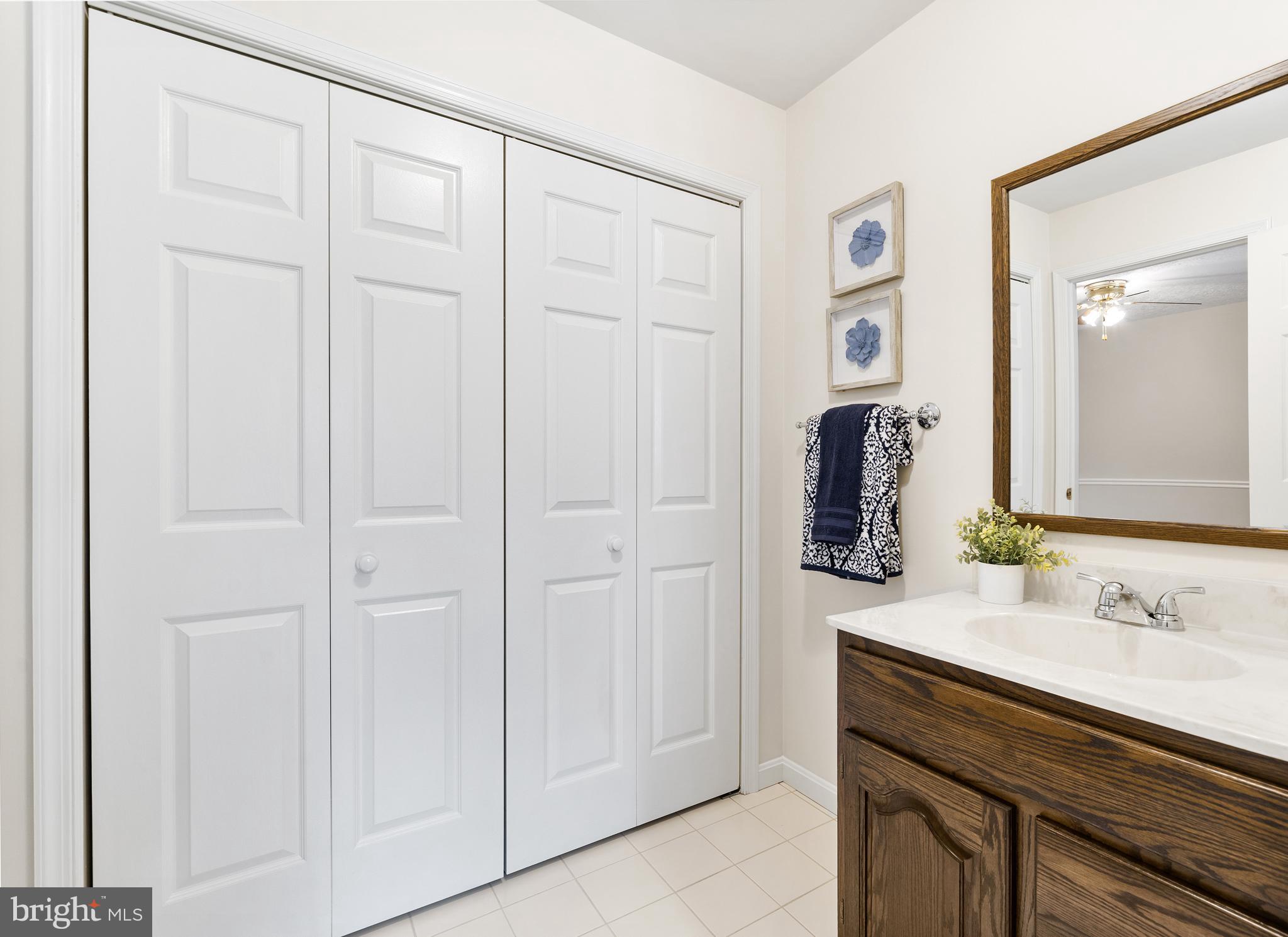 CAERNARVON WOODS - Residential