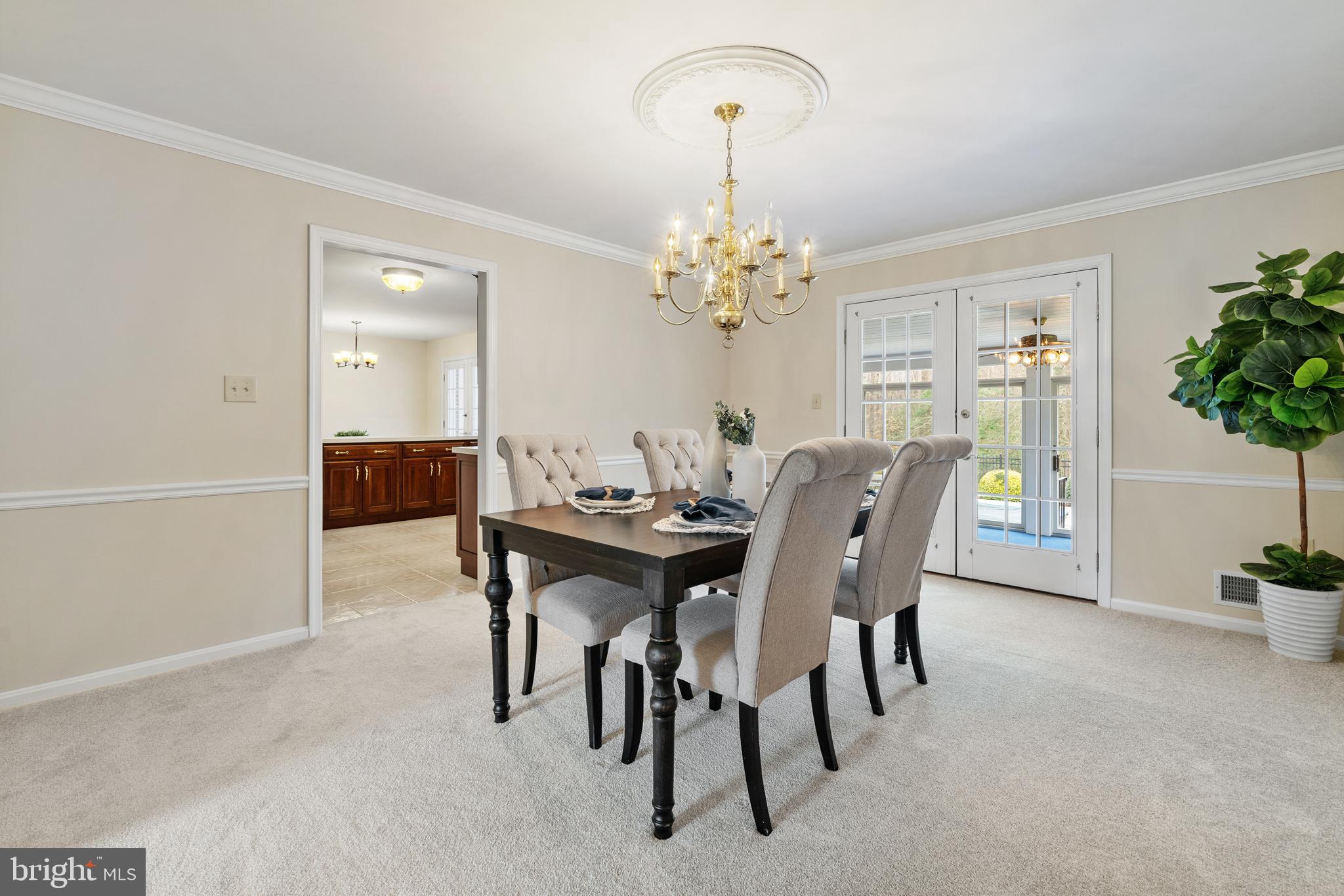 CAERNARVON WOODS - Residential