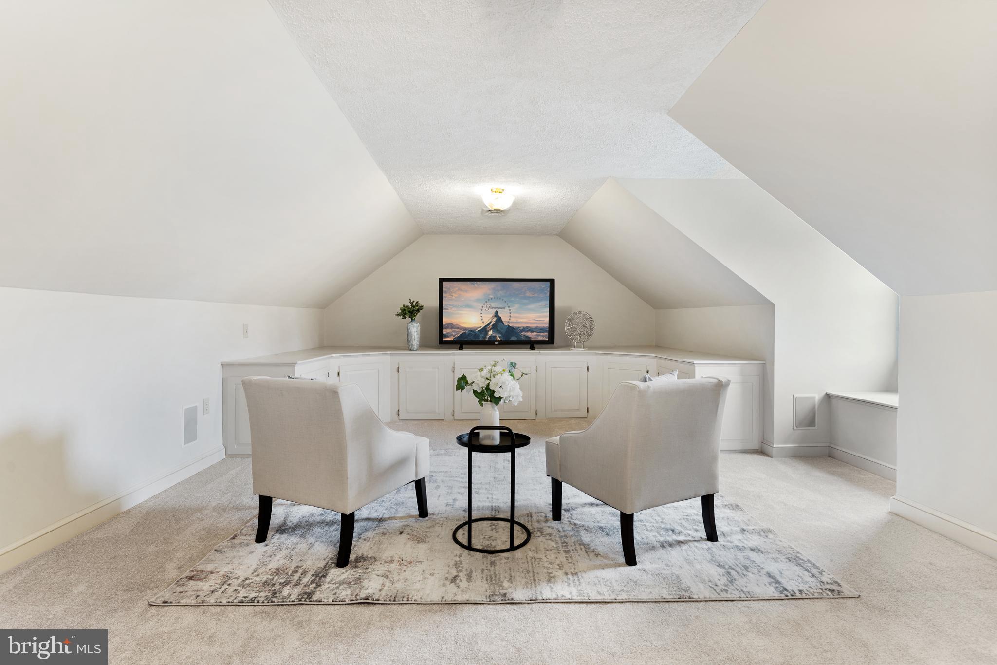 CAERNARVON WOODS - Residential