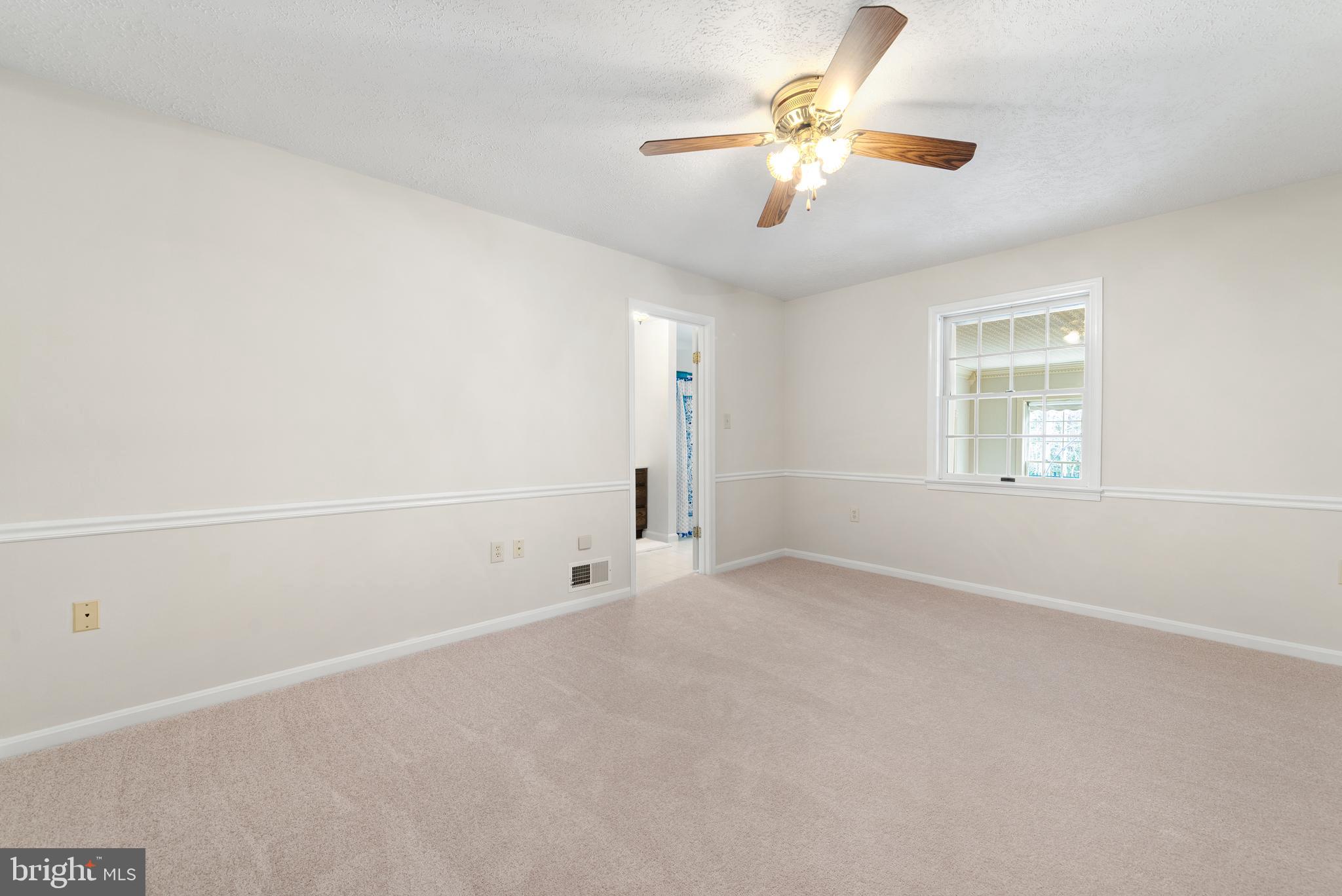 CAERNARVON WOODS - Residential