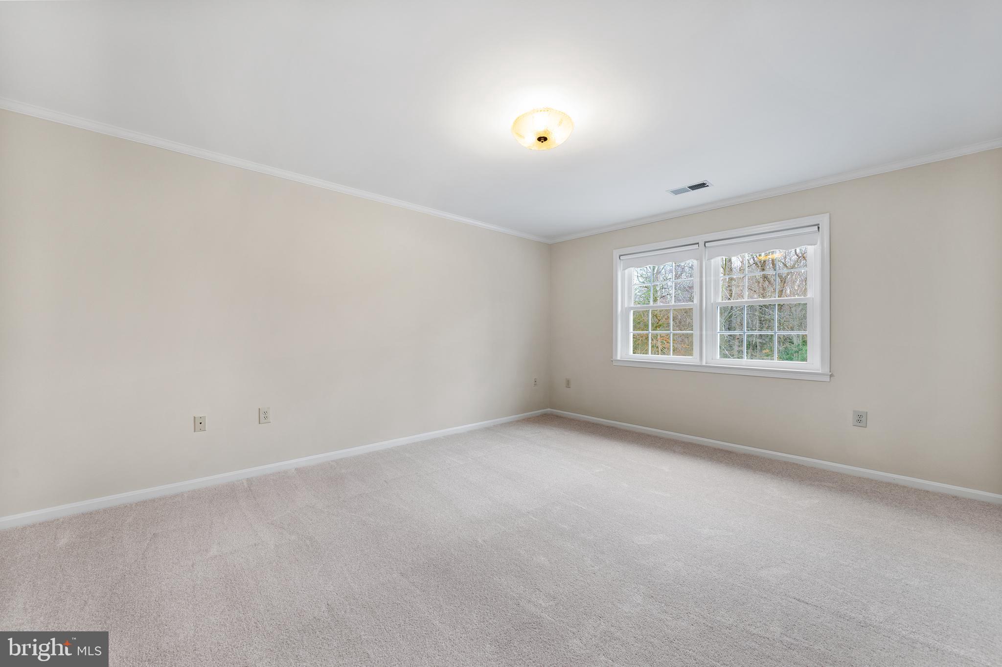 CAERNARVON WOODS - Residential