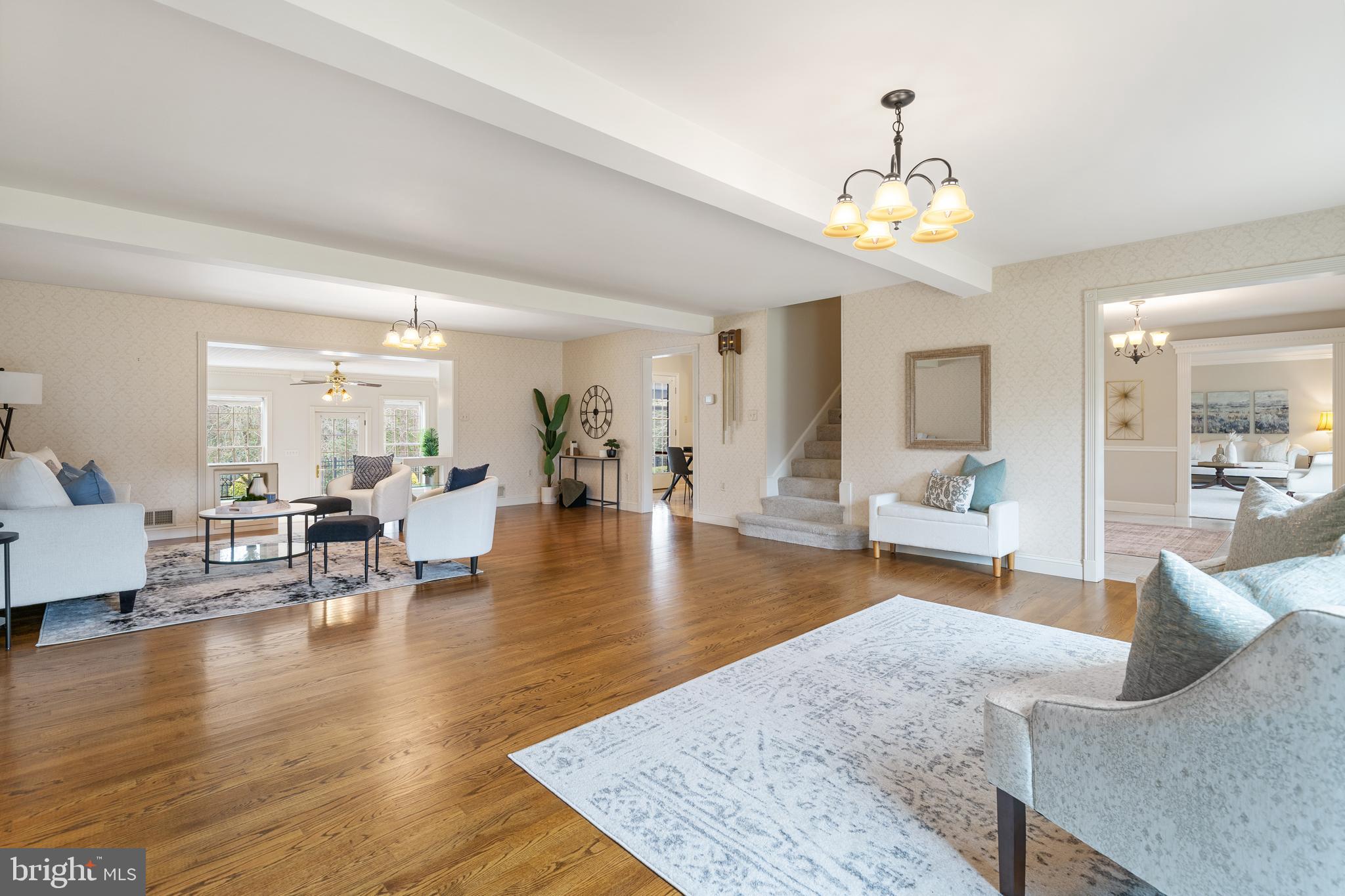 CAERNARVON WOODS - Residential