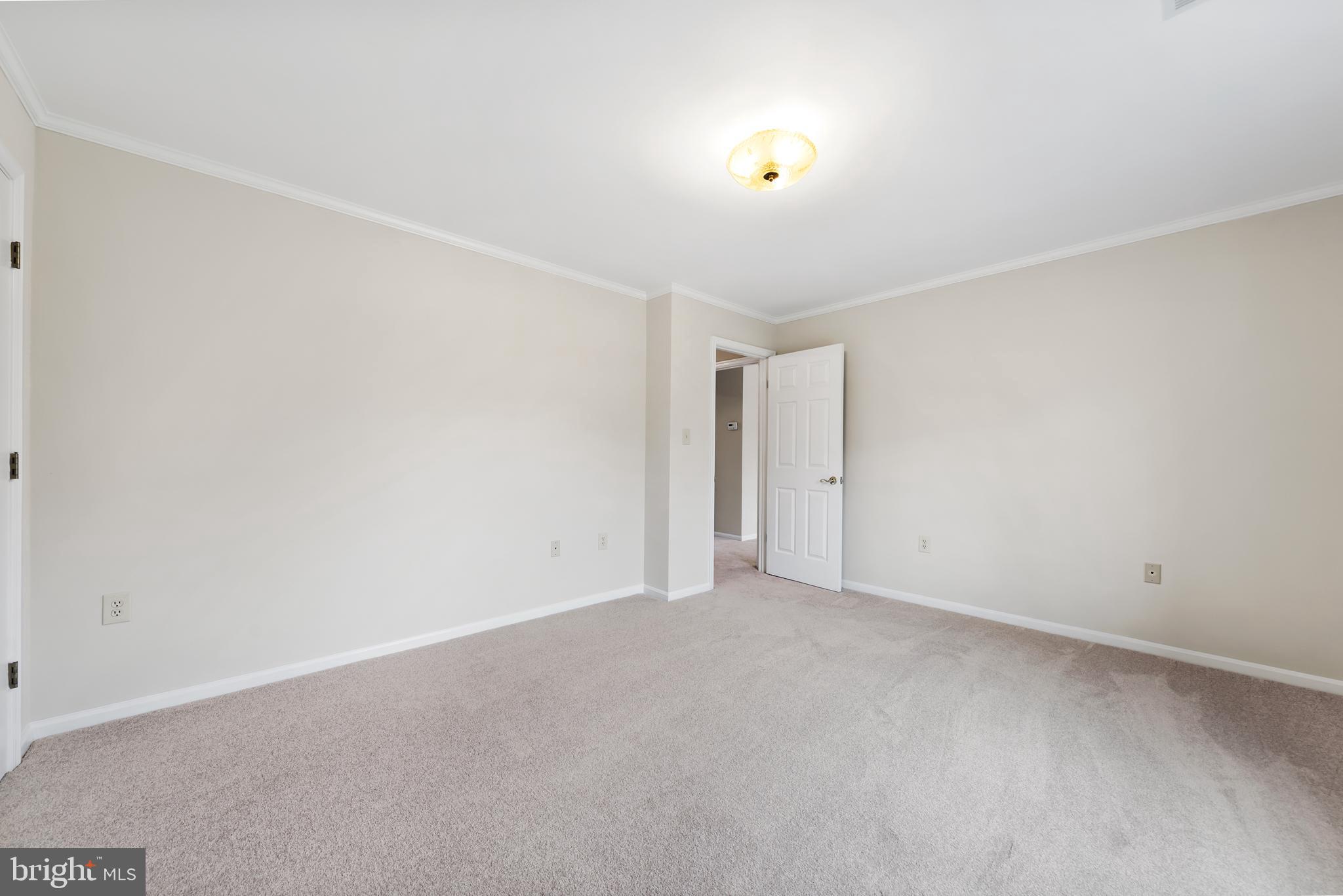 CAERNARVON WOODS - Residential