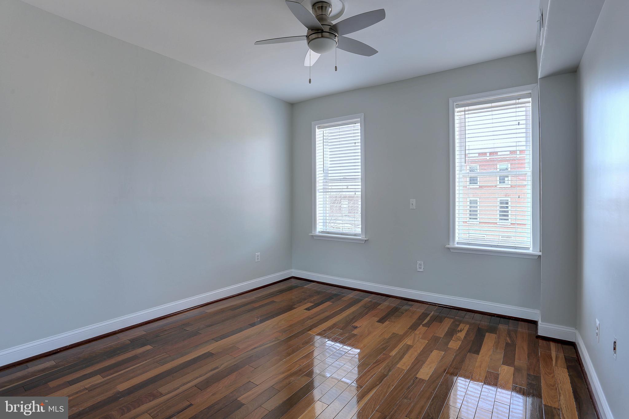 BARCLAY - Residential