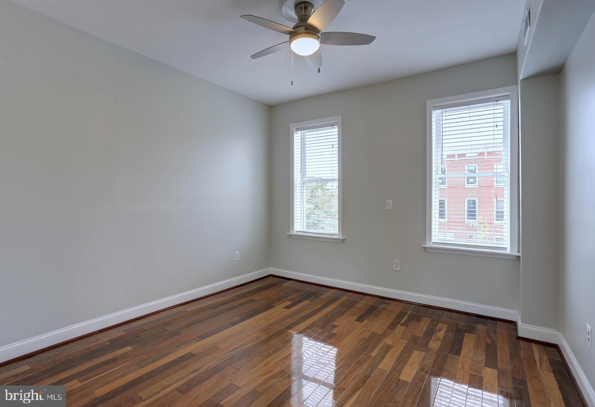 BARCLAY - Residential