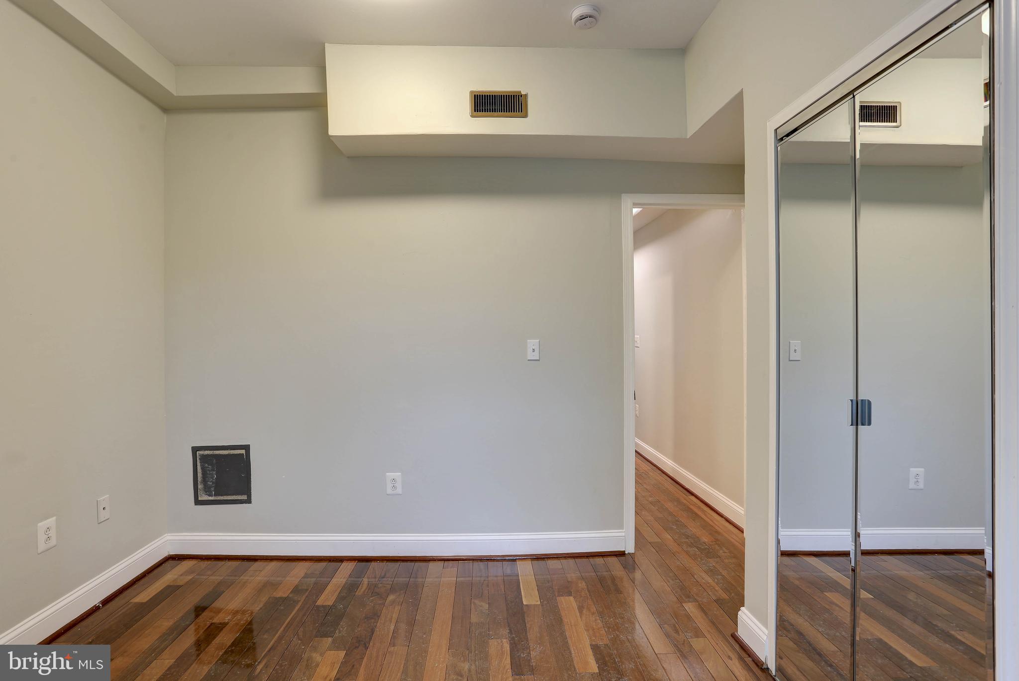 BARCLAY - Residential