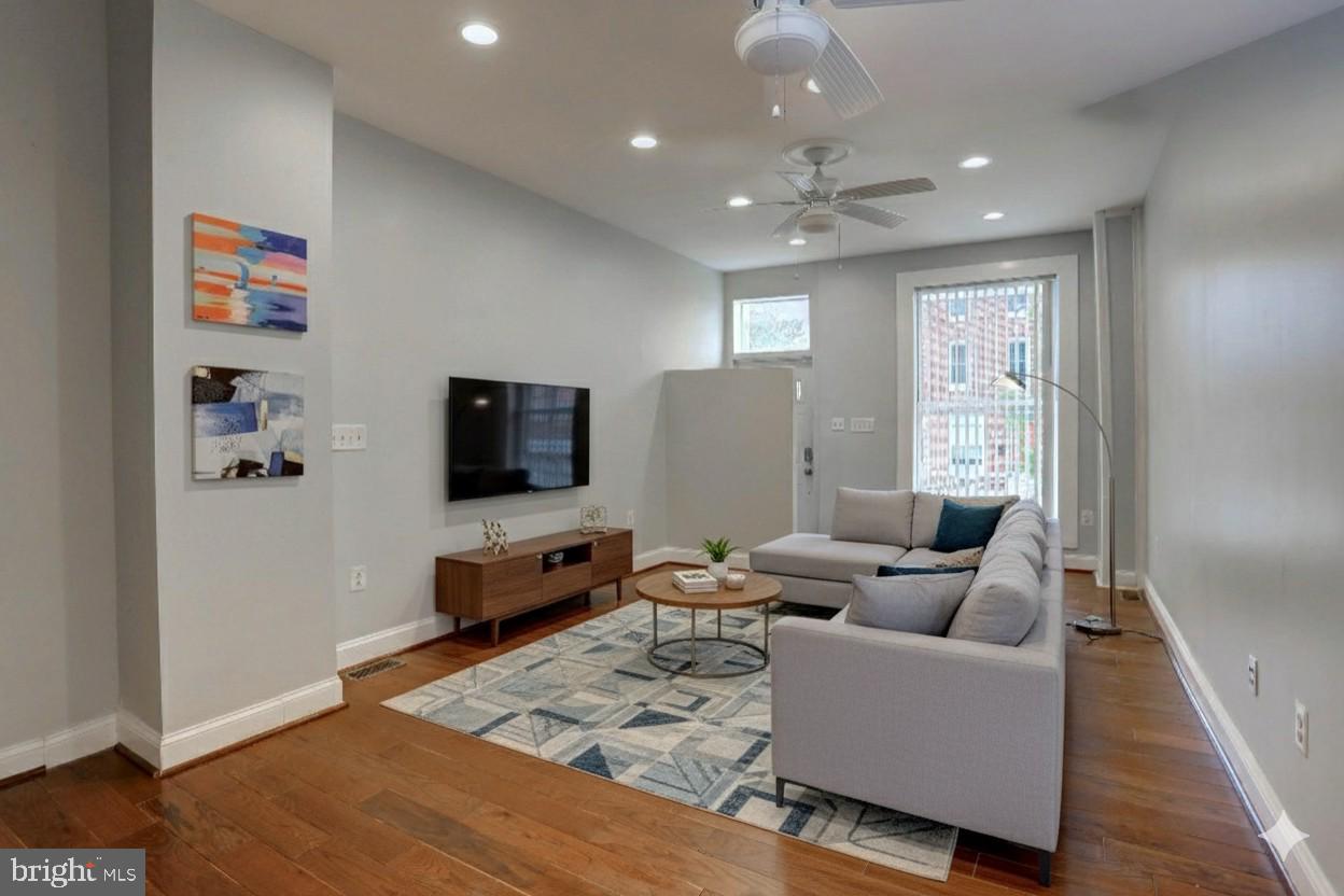 BARCLAY - Residential