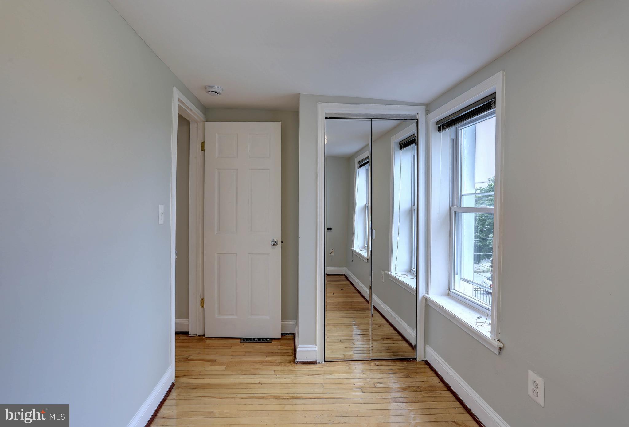 BARCLAY - Residential