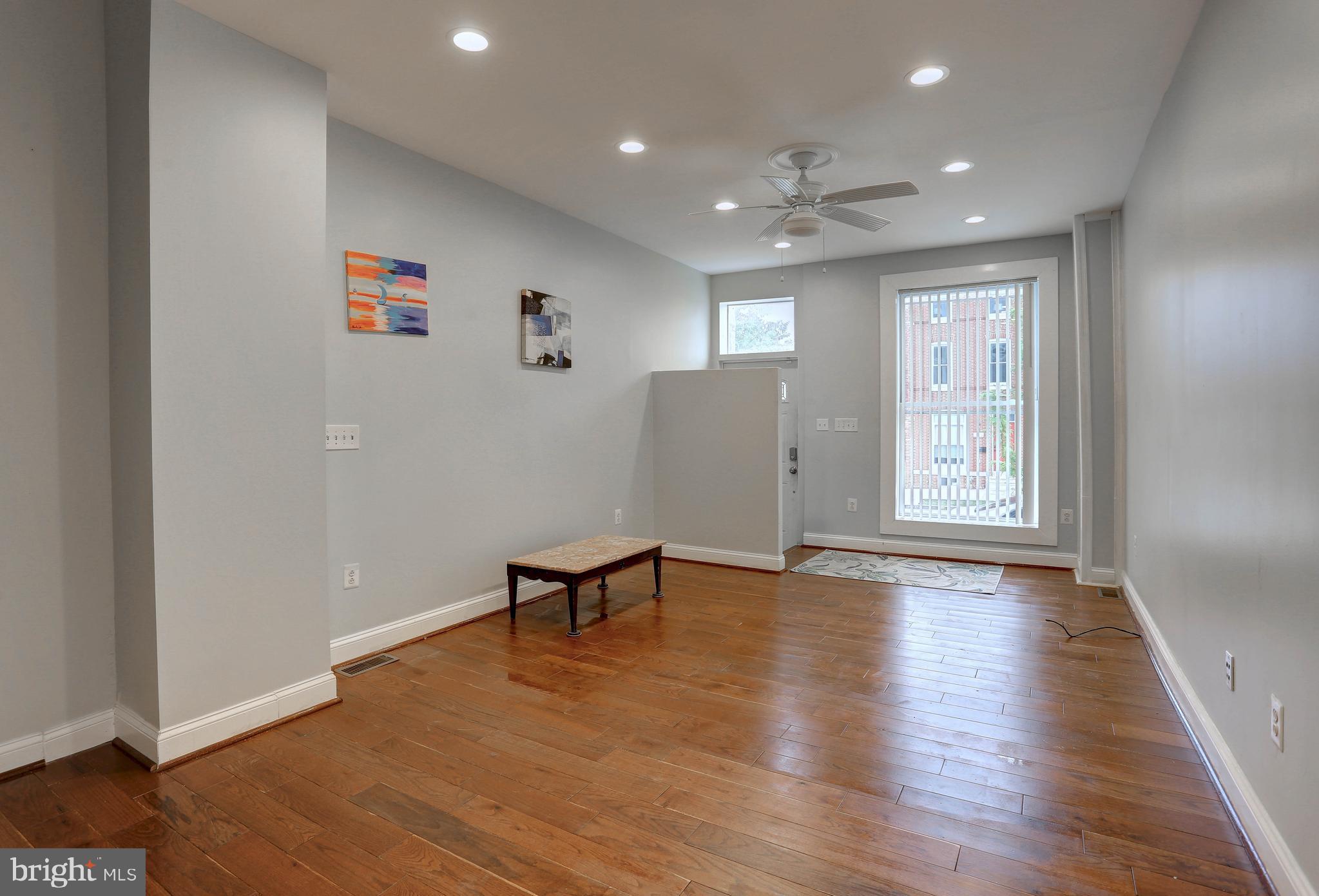 BARCLAY - Residential