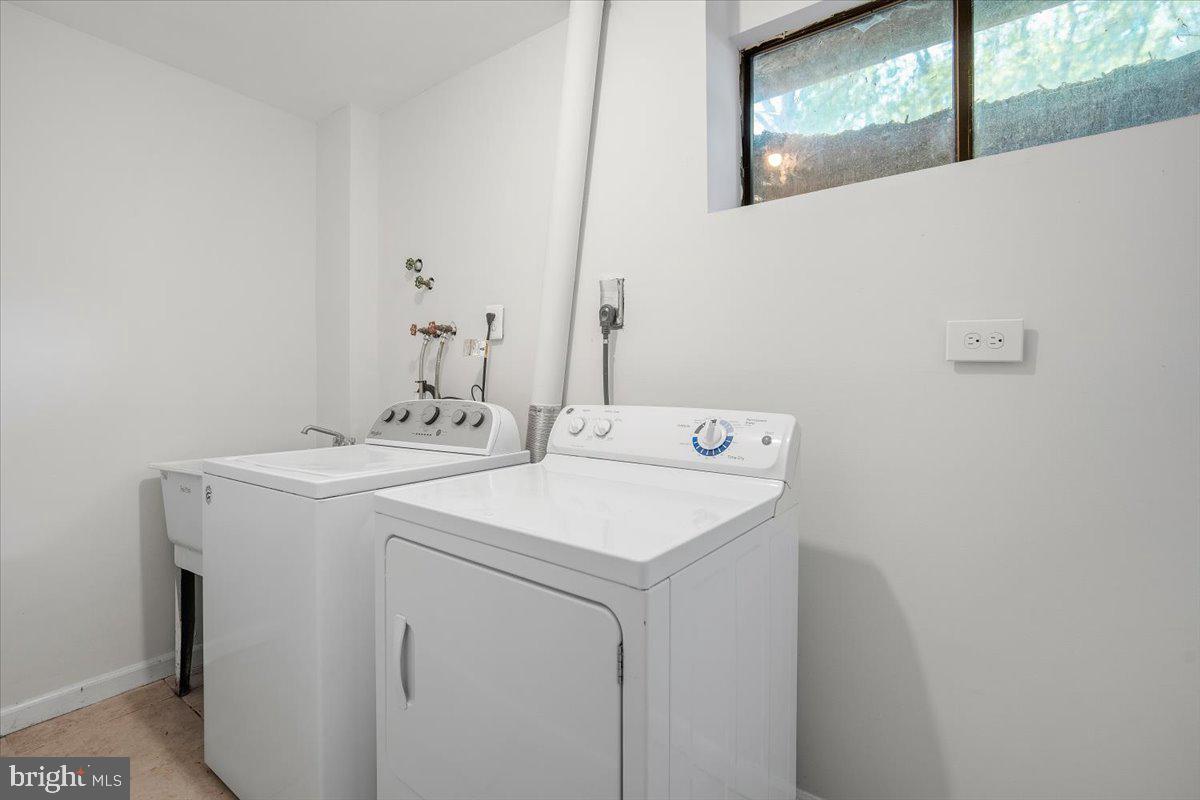 OLNEY SQUARE - Residential