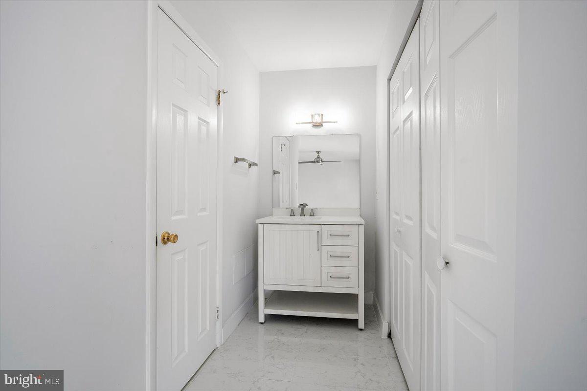 OLNEY SQUARE - Residential