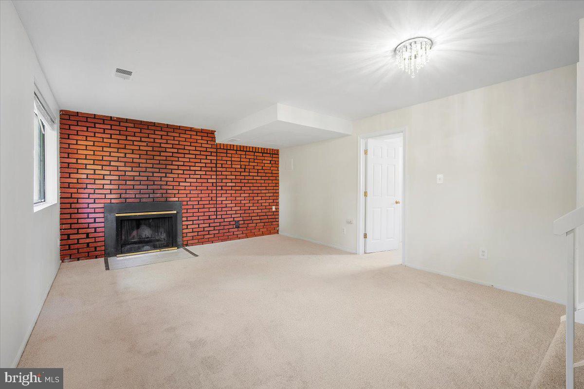 OLNEY SQUARE - Residential