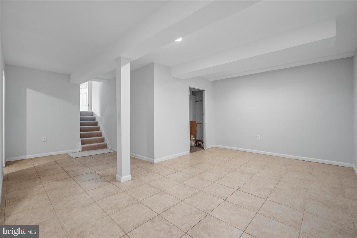 OLNEY SQUARE - Residential