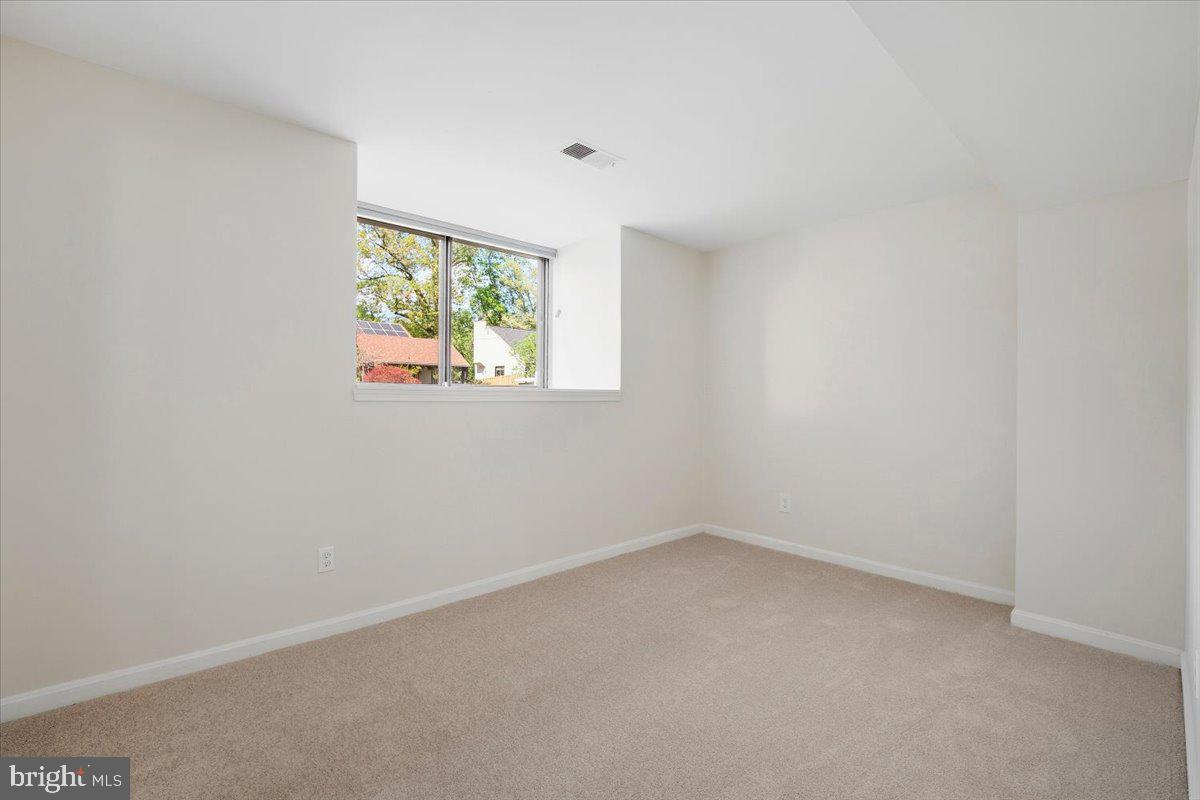 OLNEY SQUARE - Residential