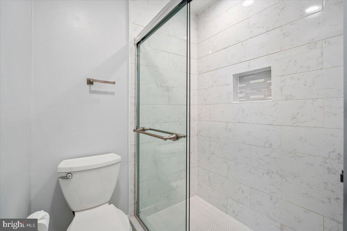 OLNEY SQUARE - Residential