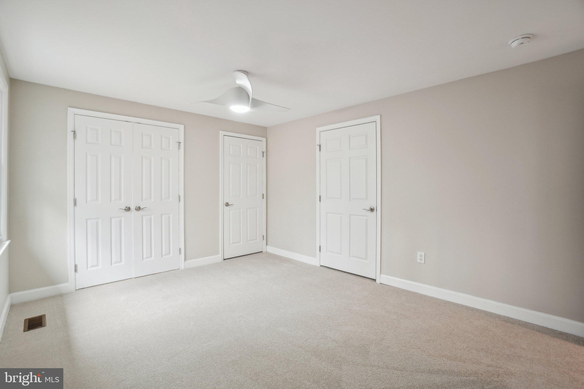 HALLOWING POINT RIVER ESTATES - Residential